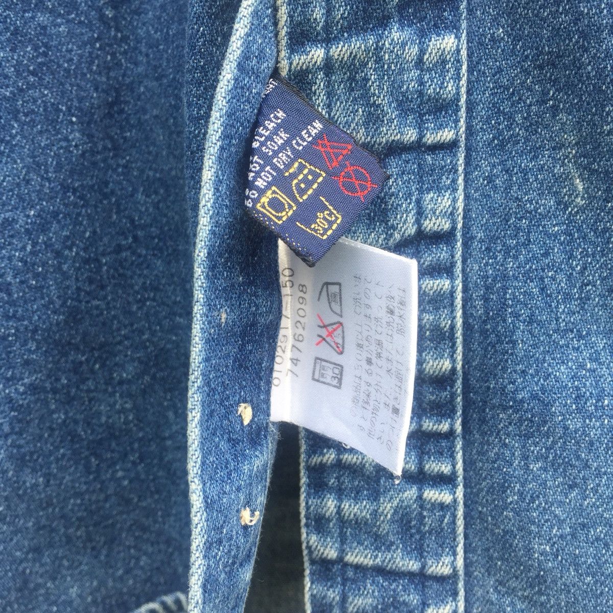 Tommy Hilfiger Vintage 90s Tommy Hilfiger Big Logo Denim Flannel Shirt Size US M / EU 48-50 / 2 - 6 Thumbnail