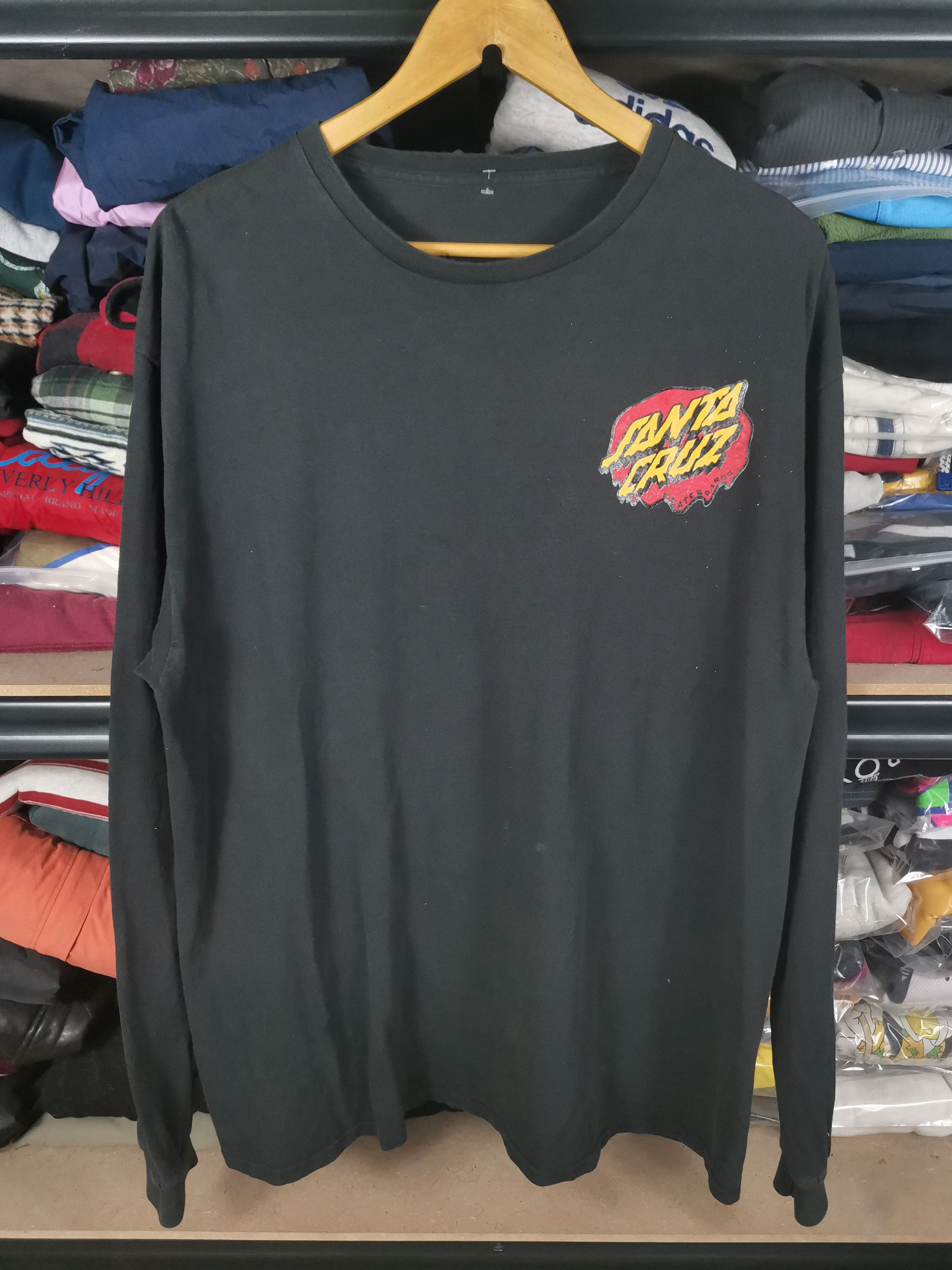 Santa Cruz Skateboards Vintage Santa Cruz Skateboard Long Sleeve Tshirt Size US XL / EU 56 / 4 - 1 Thumbnail