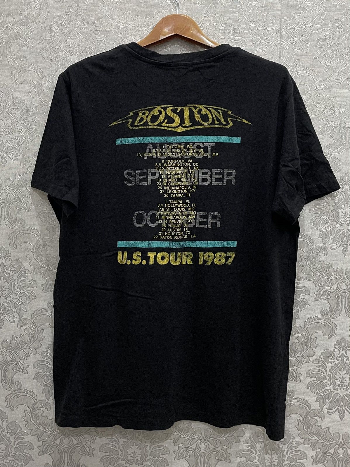 Band Tees BOSTON US TOUR 1987 repro Size US L / EU 52-54 / 3 - 3 Thumbnail