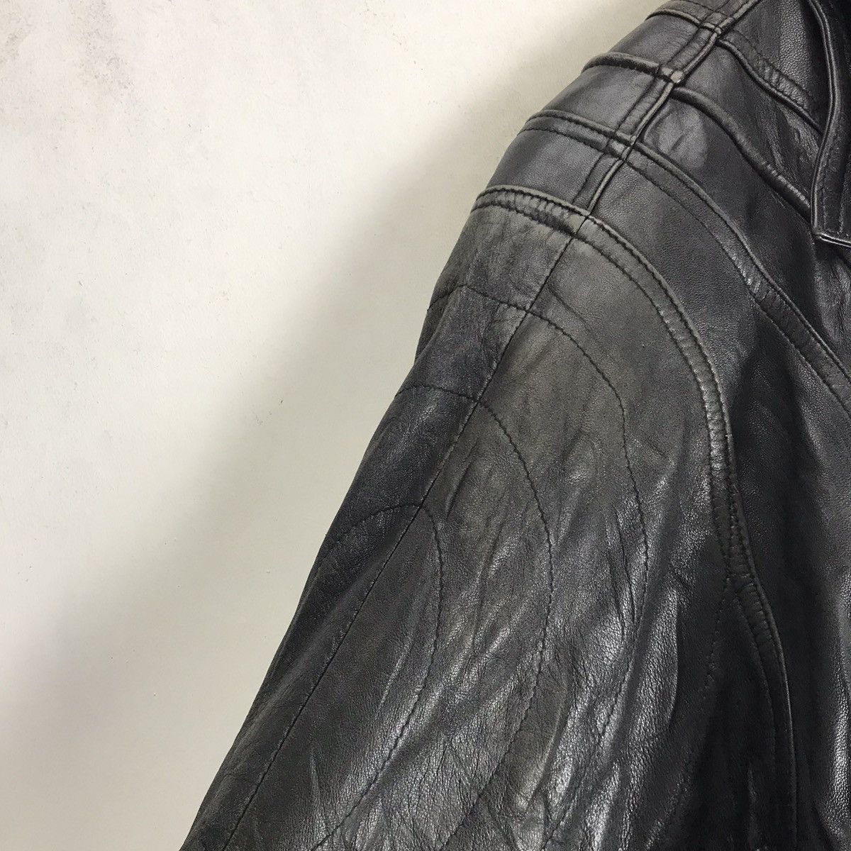 Genuine Leather × Japanese Brand Cowhide Issey Miyake Inspired Oversize Leather Jacket Size US L / EU 52-54 / 3 - 7 Thumbnail