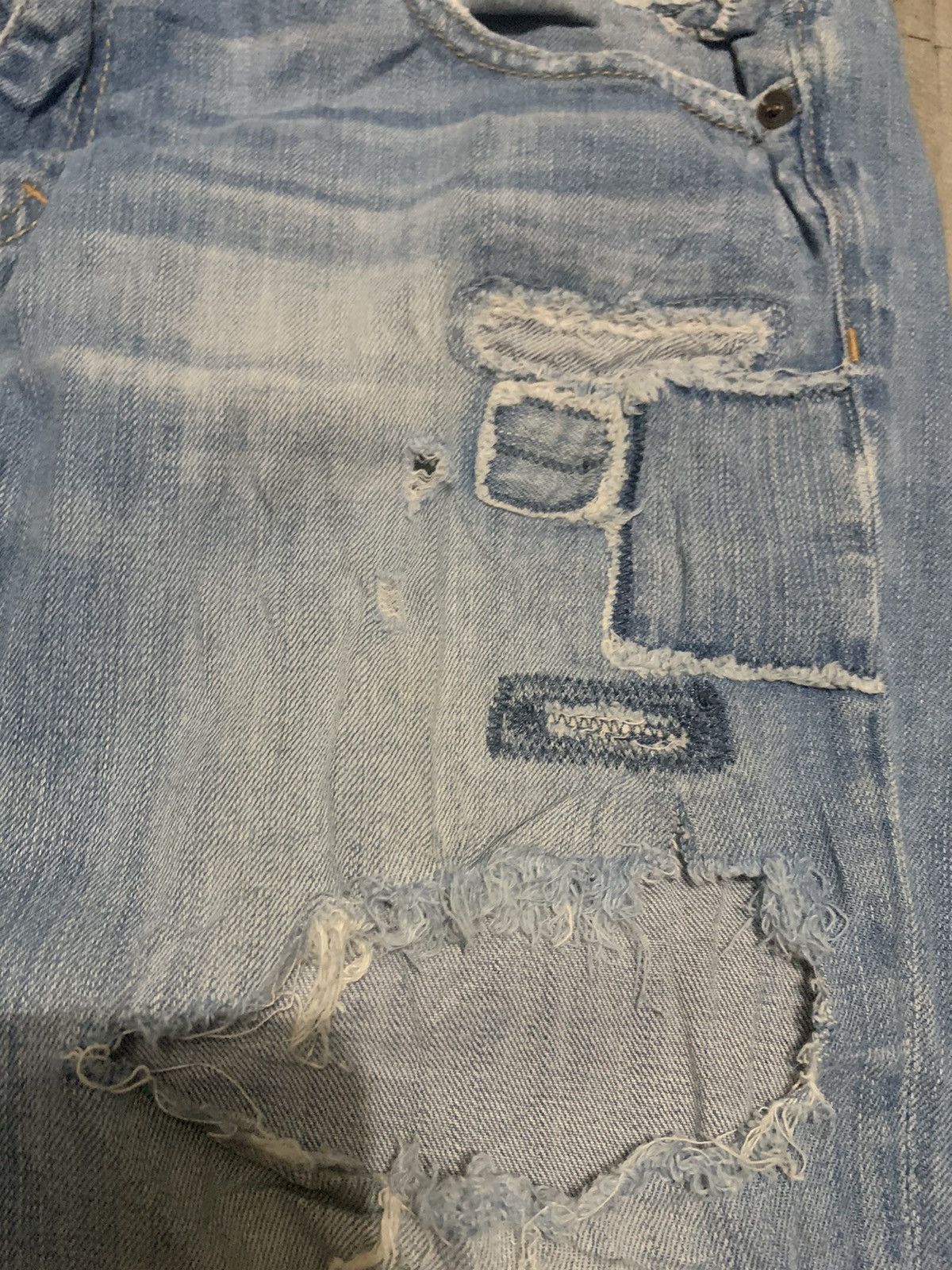 Abercrombie & Fitch Abercrombie & Fitch Tapered Jeans Distressed Style Size 34" / US 12 / IT 48 - 4 Thumbnail