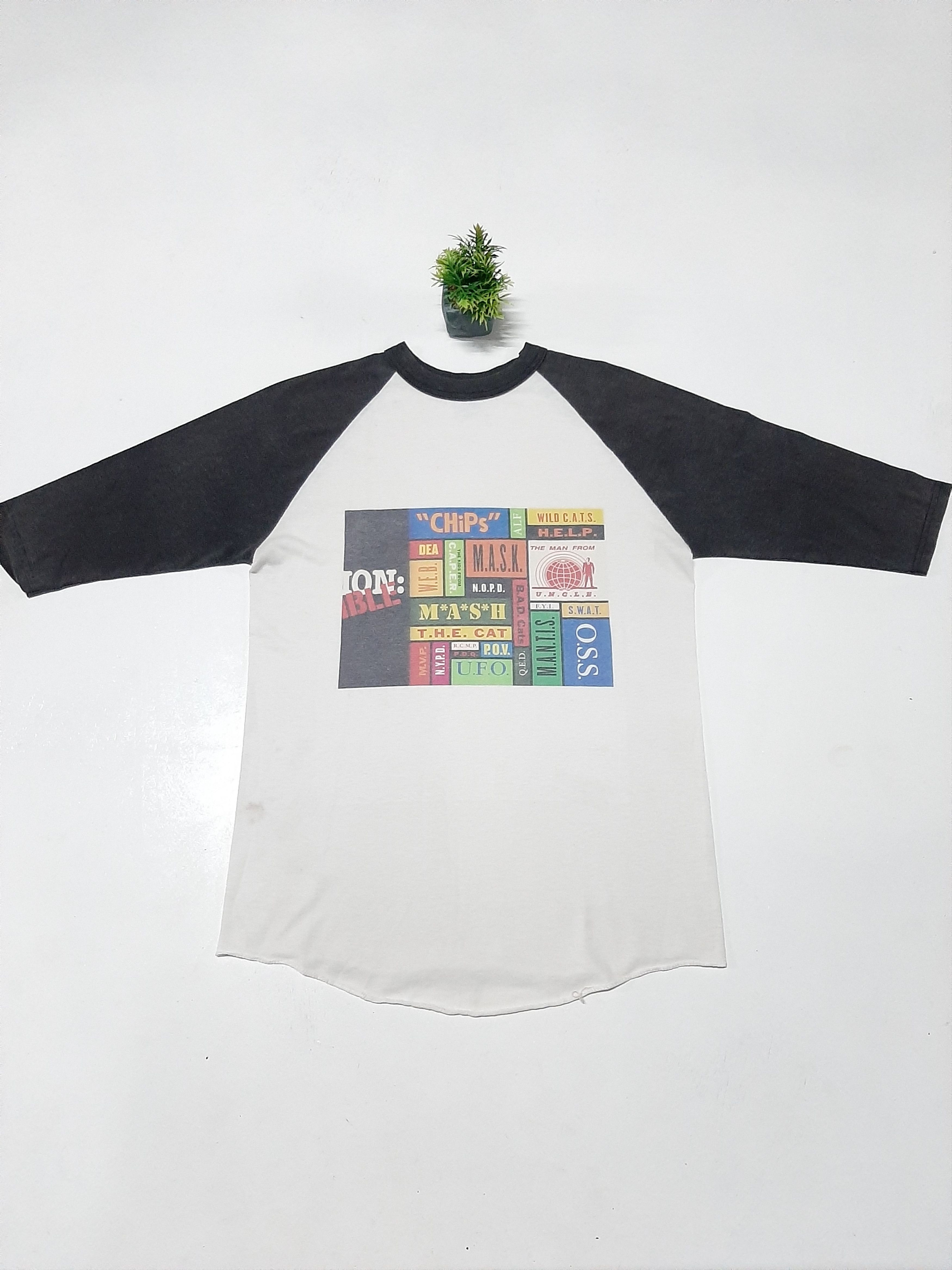 Vintage VTG 90s OLD MOVIE 3Q RAGLAN SHIRT Size US S / EU 44-46 / 1 - 1 Thumbnail