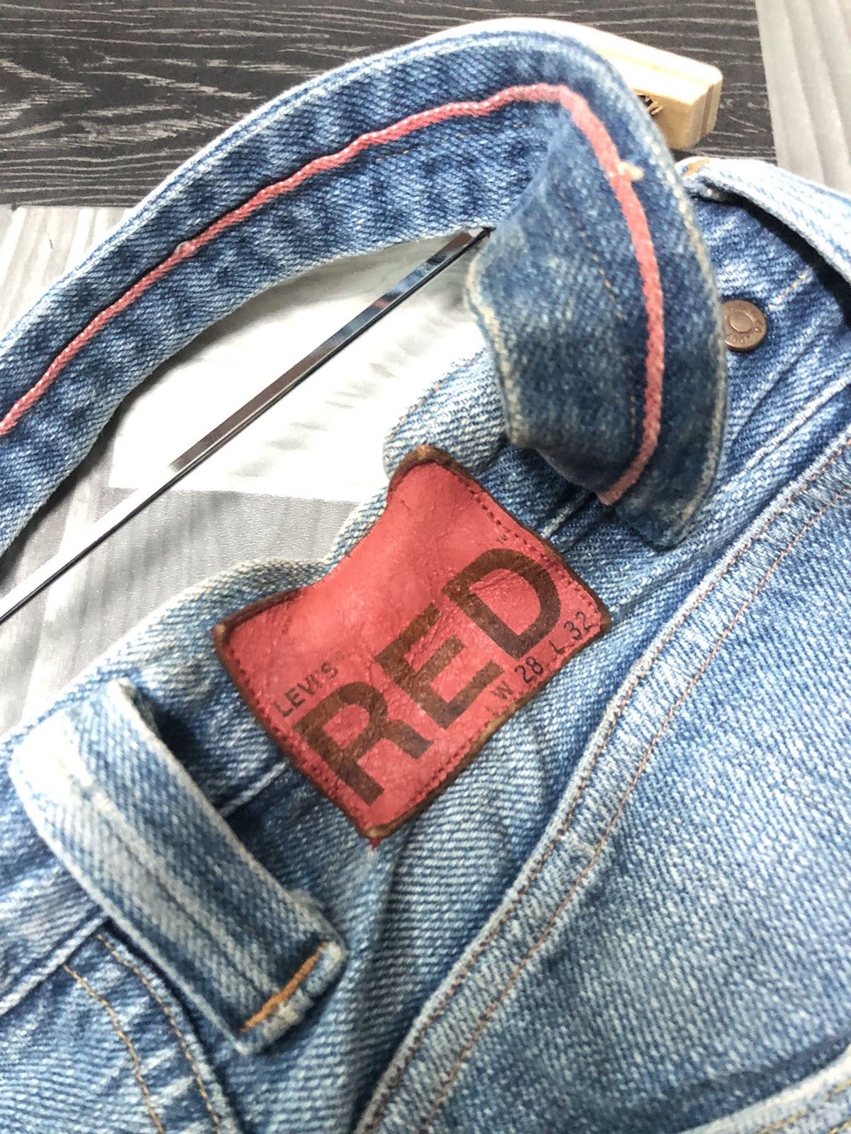 Levi's × Vintage RARE VINTAGE LEVIS RED SELVEDGE ANKLE CUT DISTRESSED DENIM Size US 28 / EU 44 - 9 Thumbnail