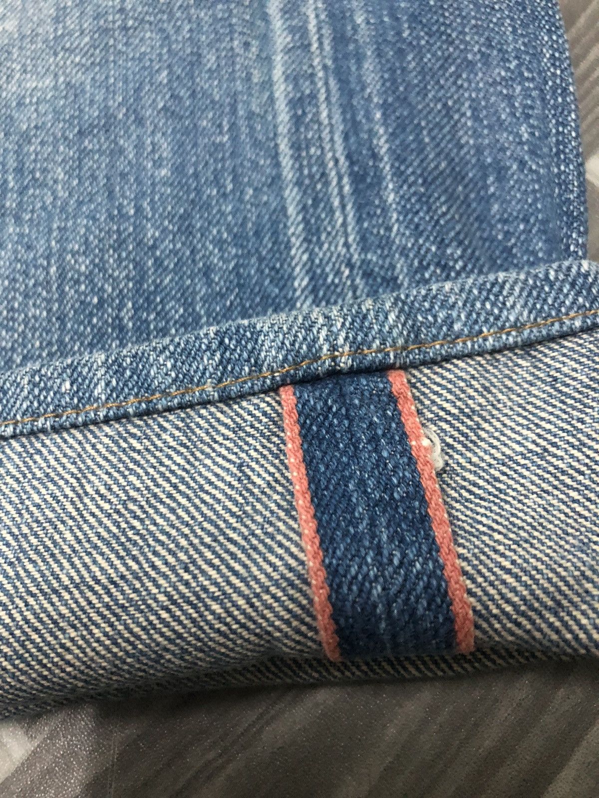 Levi's × Vintage RARE VINTAGE LEVIS RED SELVEDGE ANKLE CUT DISTRESSED DENIM Size US 28 / EU 44 - 4 Thumbnail