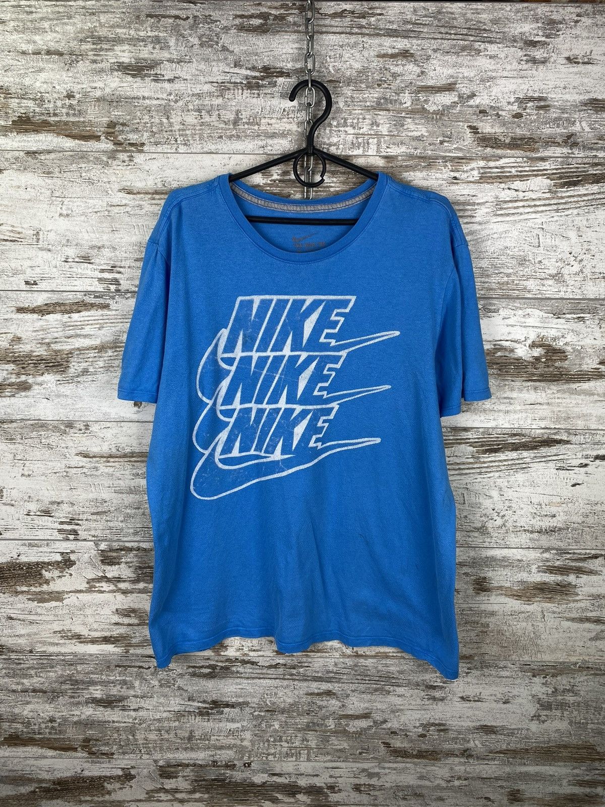 Nike × Vintage Mens Vintage Nike swoosh T Shirt big logo y2k streetwear Size US L / EU 52-54 / 3 - 1 Thumbnail