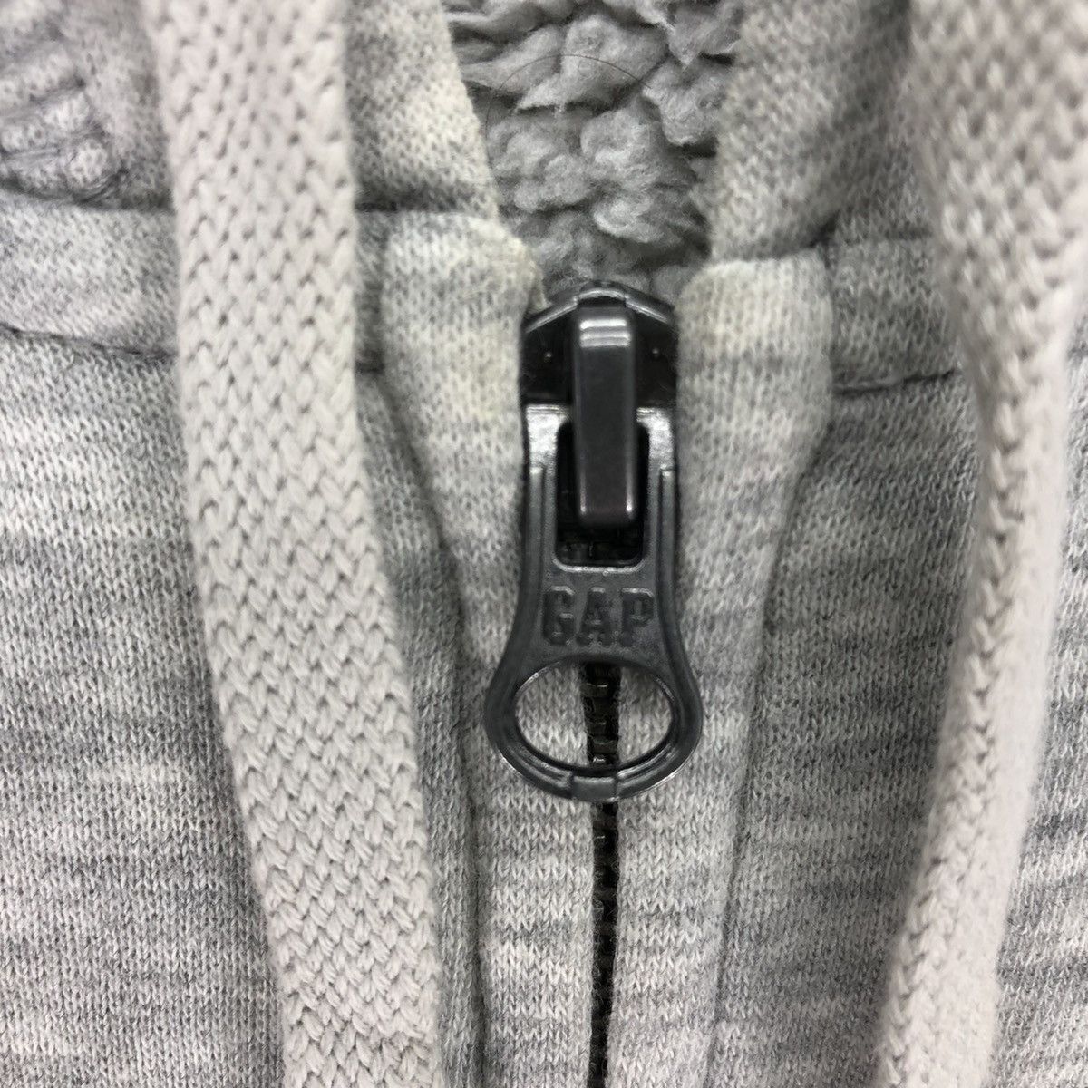 Gap Vintage Y2K GAP Big Logo Sweater Hoodie Sherpa Lining Size US M / EU 48-50 / 2 - 12 Thumbnail