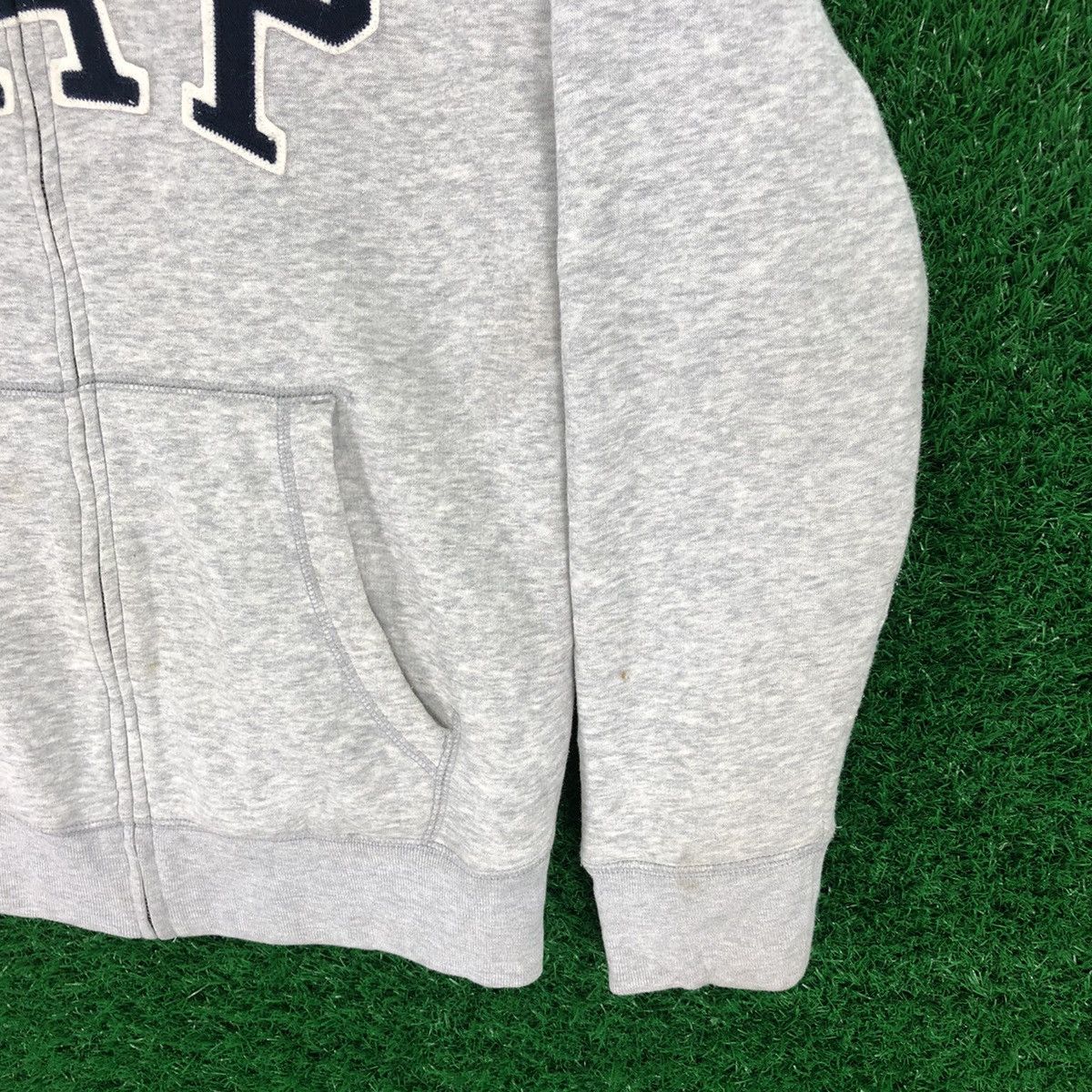 Gap Vintage Y2K GAP Big Logo Sweater Hoodie Sherpa Lining Size US M / EU 48-50 / 2 - 3 Thumbnail