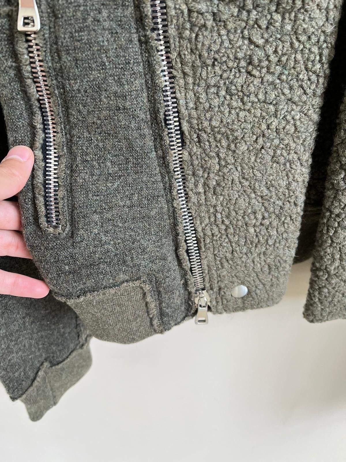 Balmain Shearling Biker Jacket in Khaki Size US M / EU 48-50 / 2 - 6 Thumbnail