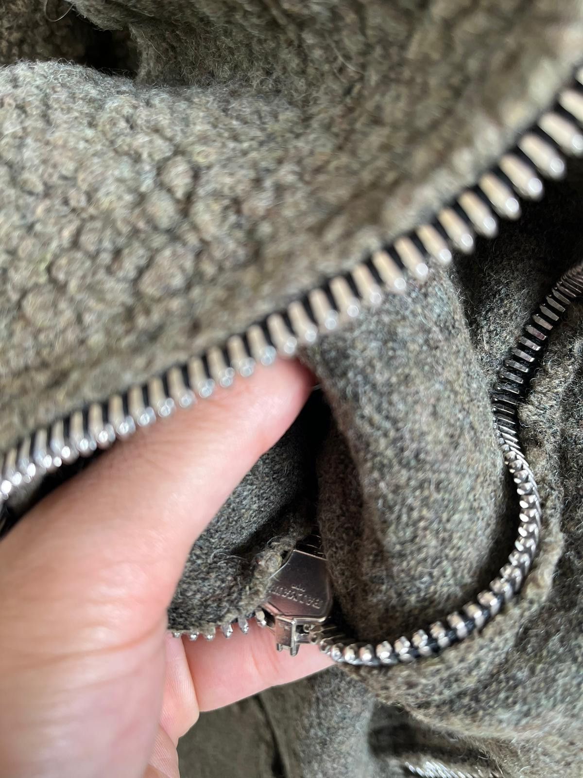 Balmain Shearling Biker Jacket in Khaki Size US M / EU 48-50 / 2 - 14 Thumbnail