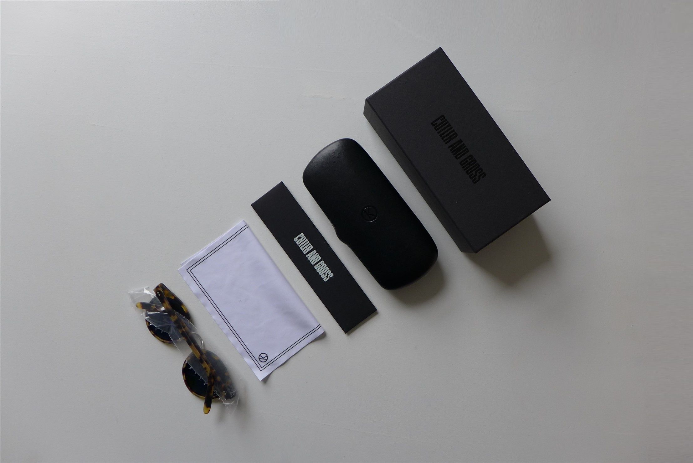 Cutler and Gross Kingsman x Cutler & Gross 1008 Sunglasses - Tortoise Size ONE SIZE - 4 Thumbnail