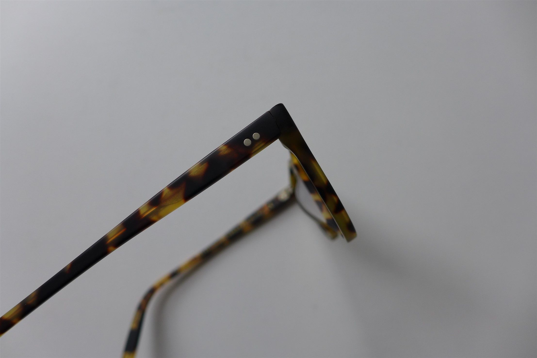 Cutler and Gross Kingsman x Cutler & Gross 1008 Sunglasses - Tortoise Size ONE SIZE - 14 Thumbnail