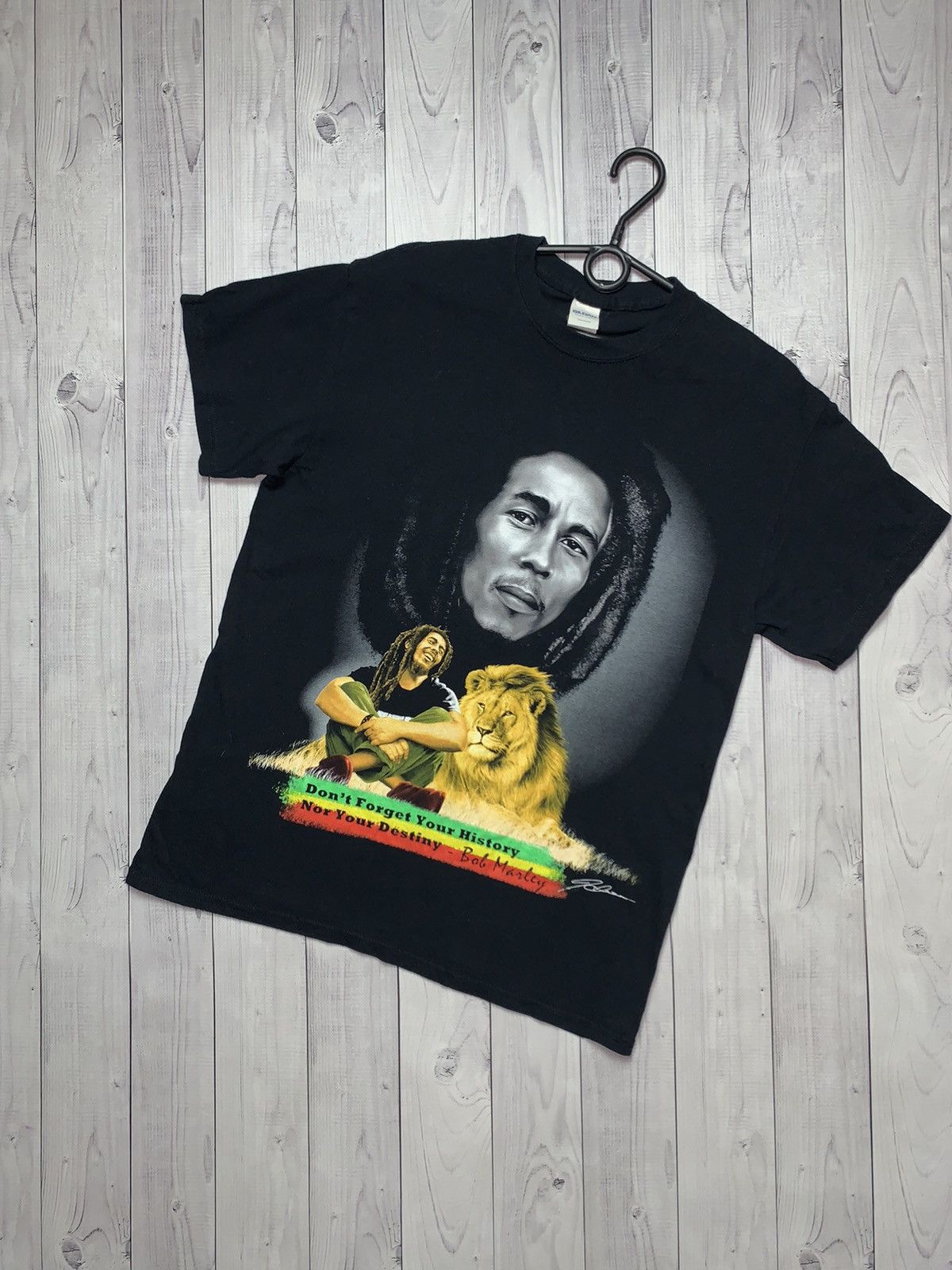 Vintage Bob Marley tee big logo Lion size M
