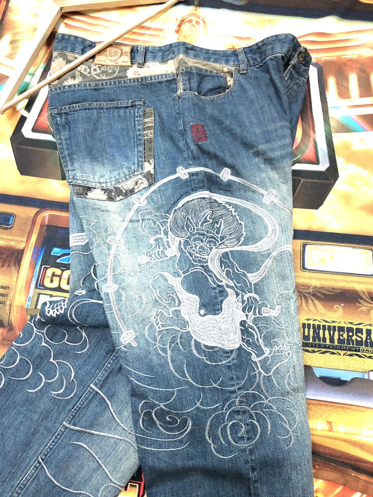 Japanese Brand × Vintage VINTAGE KARAKURI TAMASHI RAIJIN GOD EMBROIDERY SUKAJAN DENIM Size US 40 / EU 56 - 2 Thumbnail