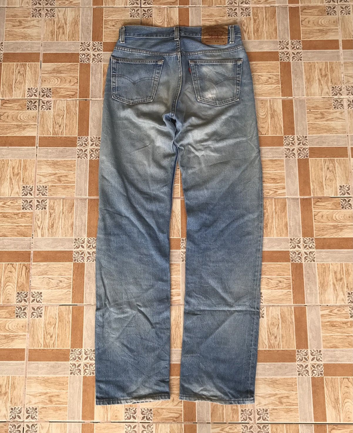 Levi's × Levi's Vintage Clothing Vintage 1993 Levis 501XX Distressed W30x32.5 kurtcobain Size US 30 / EU 46 - 9 Thumbnail