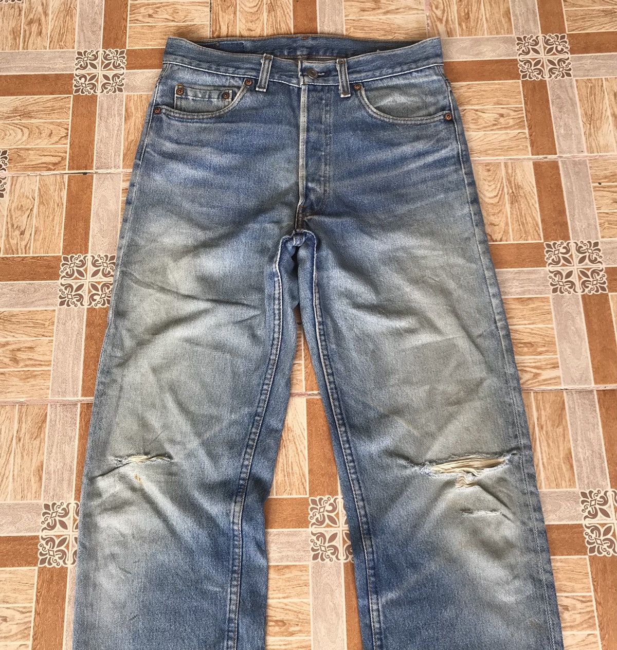 Levi's × Levi's Vintage Clothing Vintage 1993 Levis 501XX Distressed W30x32.5 kurtcobain Size US 30 / EU 46 - 8 Thumbnail
