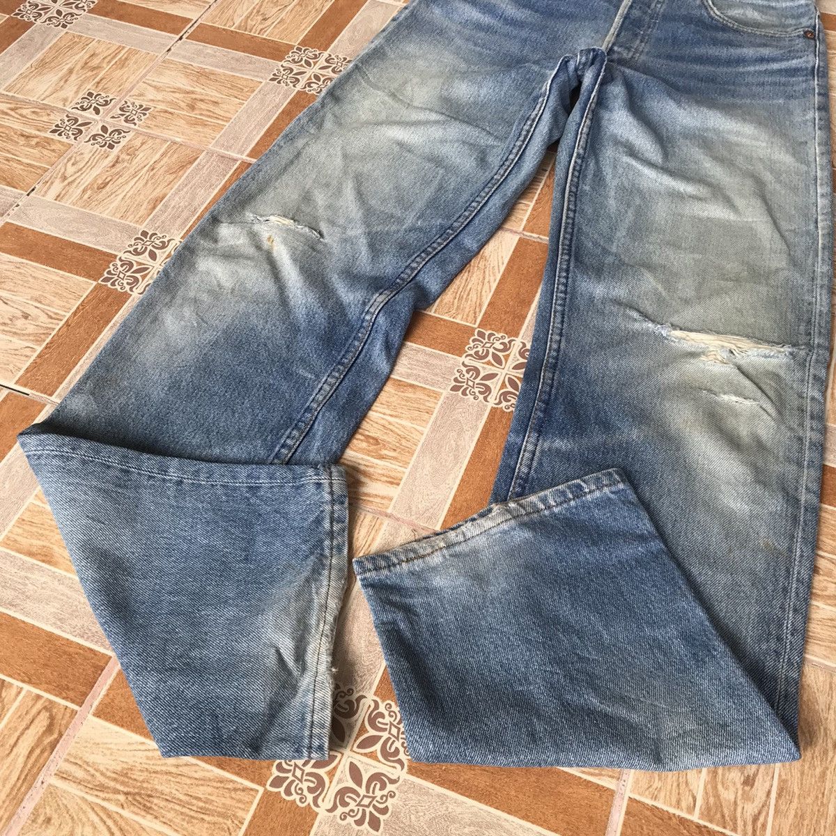 Levi's × Levi's Vintage Clothing Vintage 1993 Levis 501XX Distressed W30x32.5 kurtcobain Size US 30 / EU 46 - 5 Thumbnail