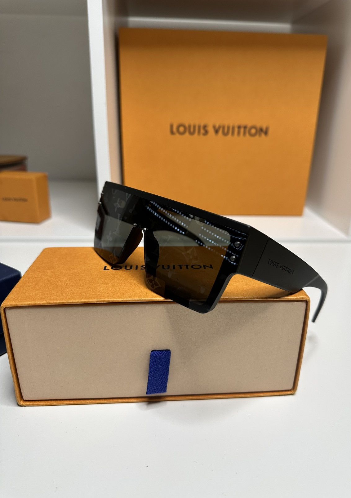 Black Monogram LV Waimea Sunglasses Z1082E Shades