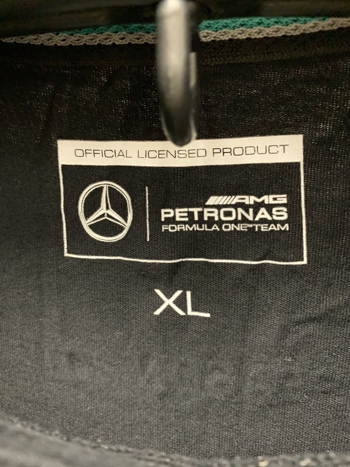 Mercedes-Benz Petronas Mercedes Benz black t-shirt Xl season 2017 tour tee Size US XL / EU 56 / 4 - 4 Thumbnail