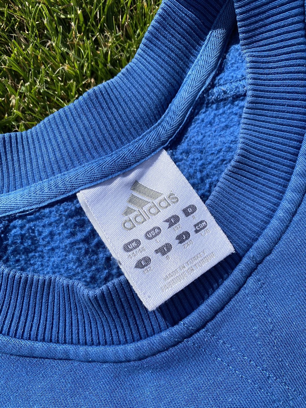 Adidas Adidas baby blue vintage y2k sweatshirt crewneck Size US L / EU 52-54 / 3 - 4 Thumbnail