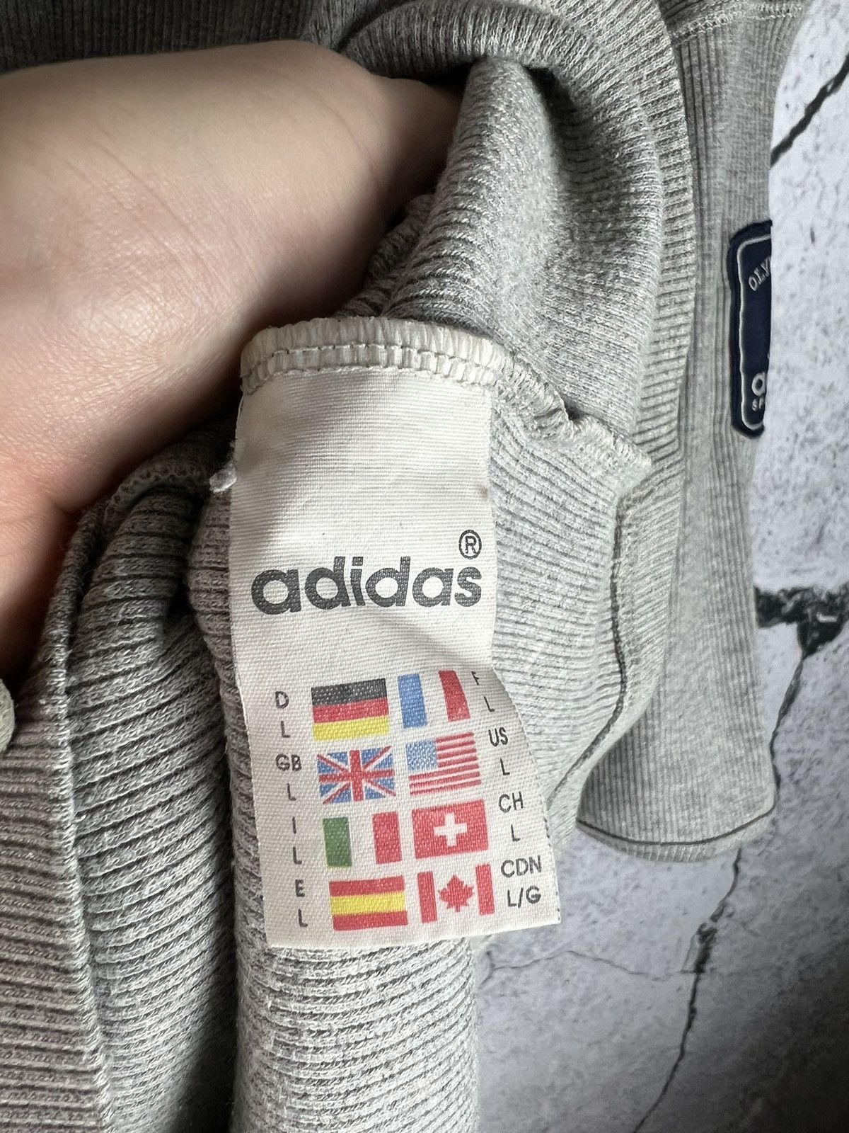 Adidas Adidas Vintage Olympic giochi 1956 tshirt Size US L / EU 52-54 / 3 - 6 Thumbnail