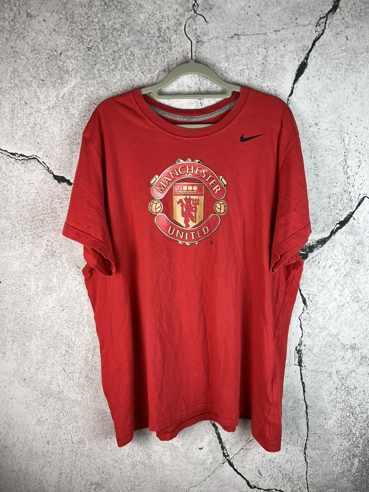 Nike Nike vintage Manchester United big logo center tshirt Size US XXL / EU 58 / 5 - 1 Thumbnail