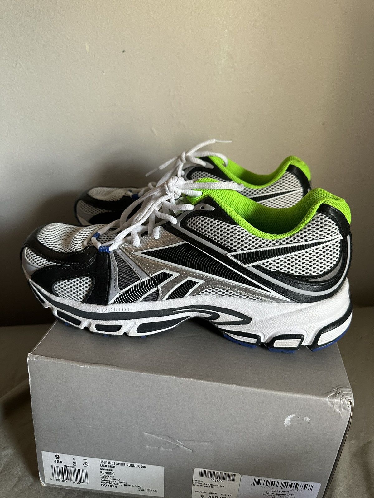 spike runner 200 vetements