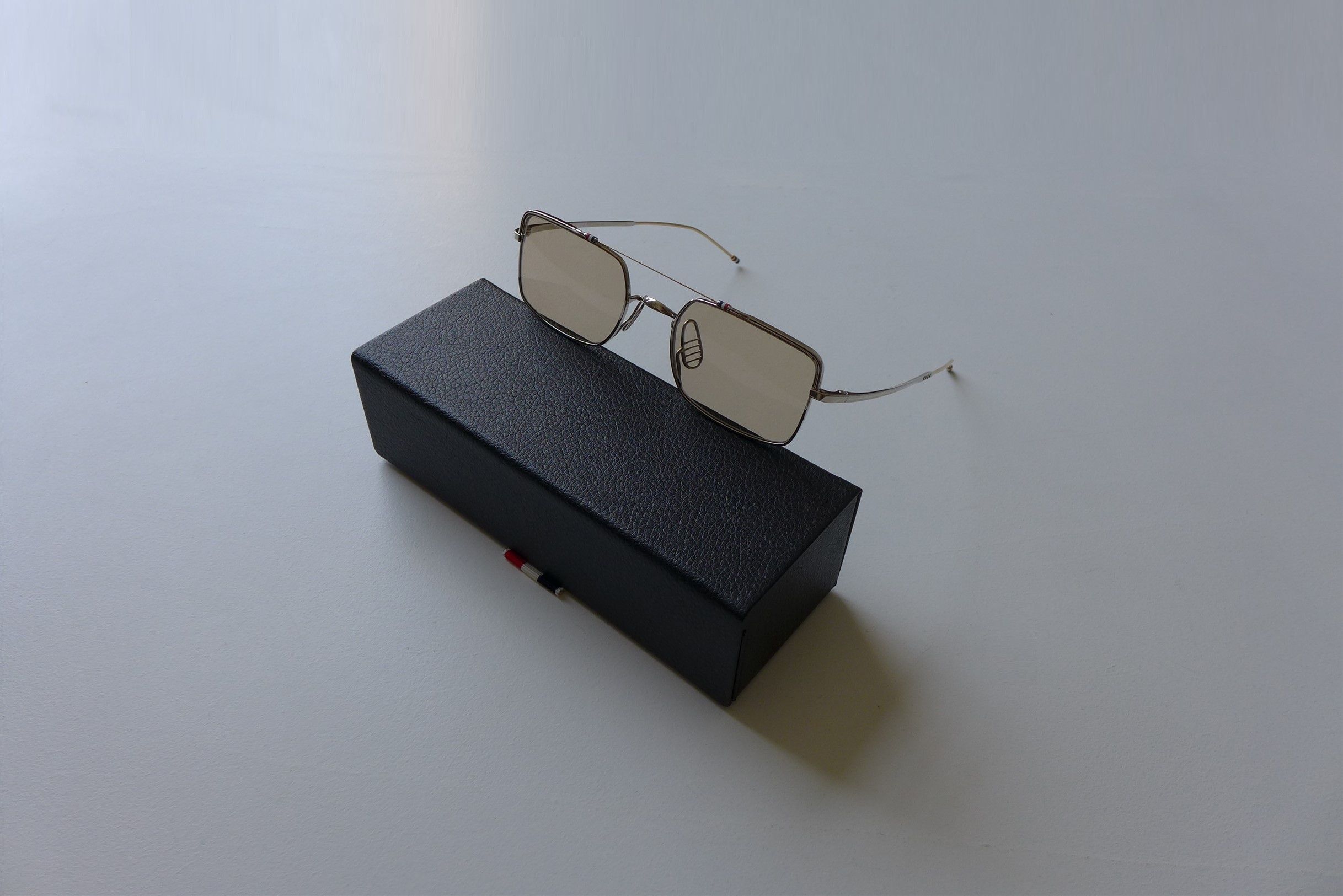Thom Browne Thom Browne TB909 Sunglasses - Silver / Gold Titanium Size ONE SIZE - 2 Thumbnail