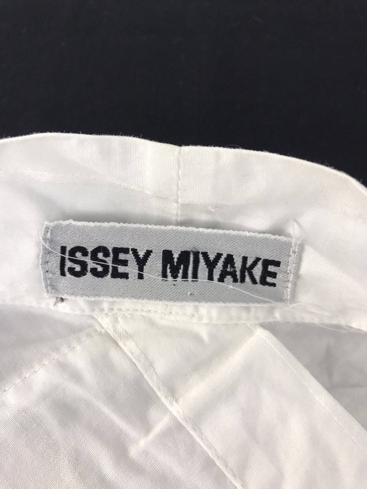 Issey Miyake × Japanese Brand ISSEY MIYAKE Luxury Cotton Vest Japanese Button Buckle Back Size US M / EU 48-50 / 2 - 5 Thumbnail