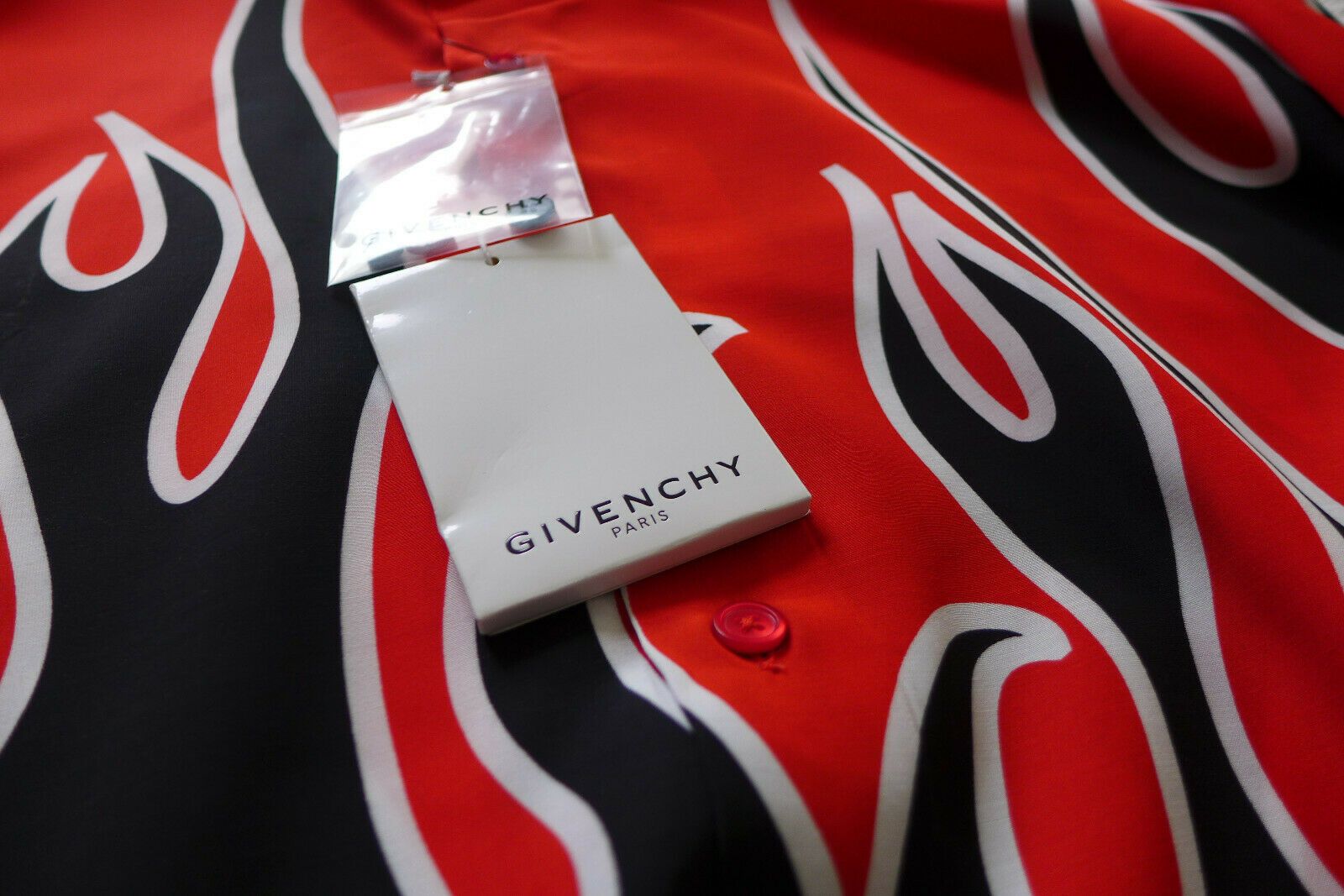 Givenchy Givenchy *Size 42* FW18 Flame Print Shirt Size US L / EU 52-54 / 3 - 3 Thumbnail