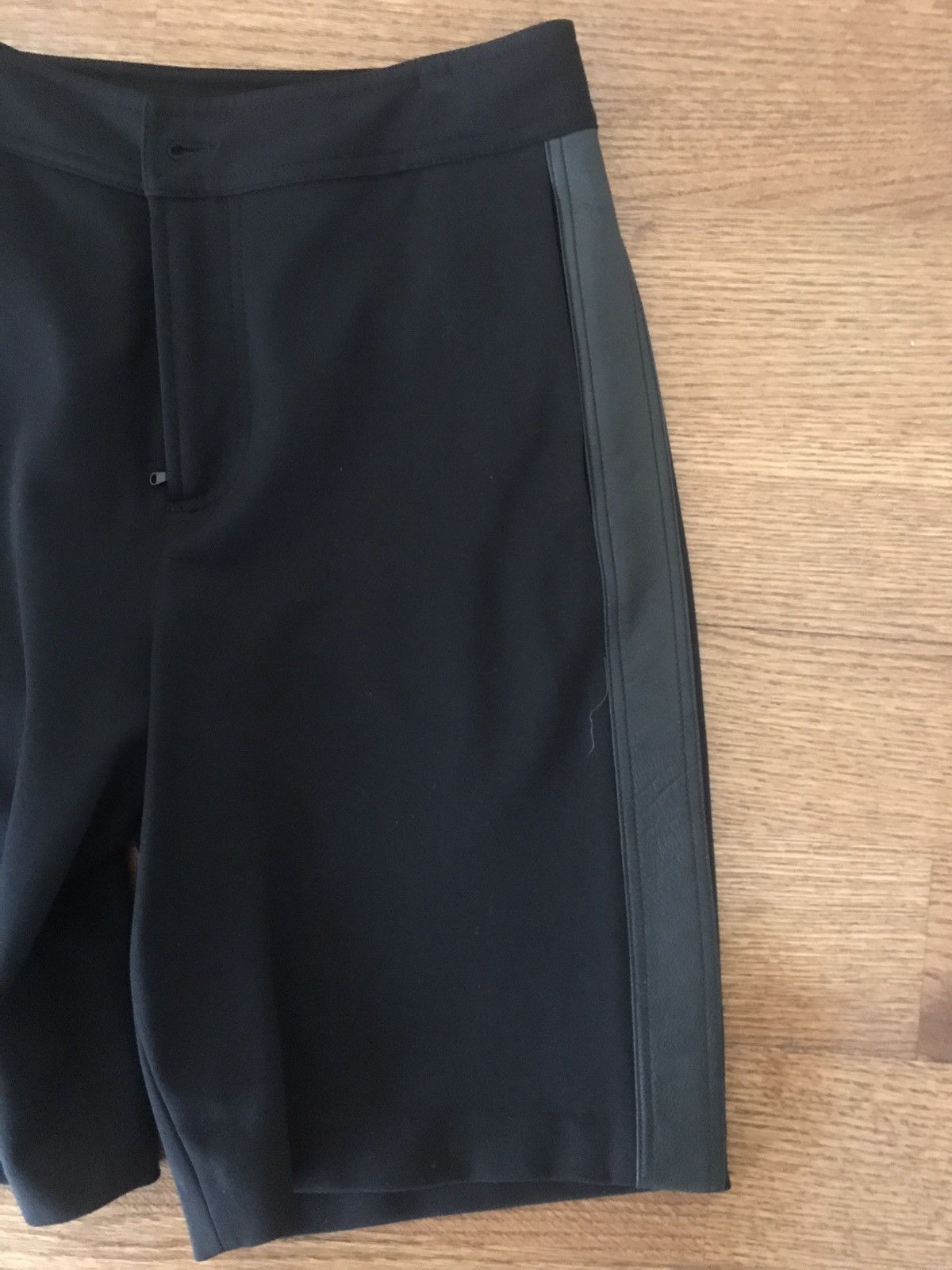 T by Alexander Wang Black Basketball Shorts Leather Side Stripe XS Size US 28 / EU 44 - 4 Thumbnail