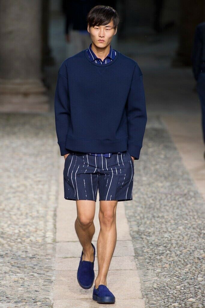 Neil Barrett SS13 Blue Cotton Blend White Pinstriped Shorts XS Size US 28 / EU 44 - 5 Thumbnail