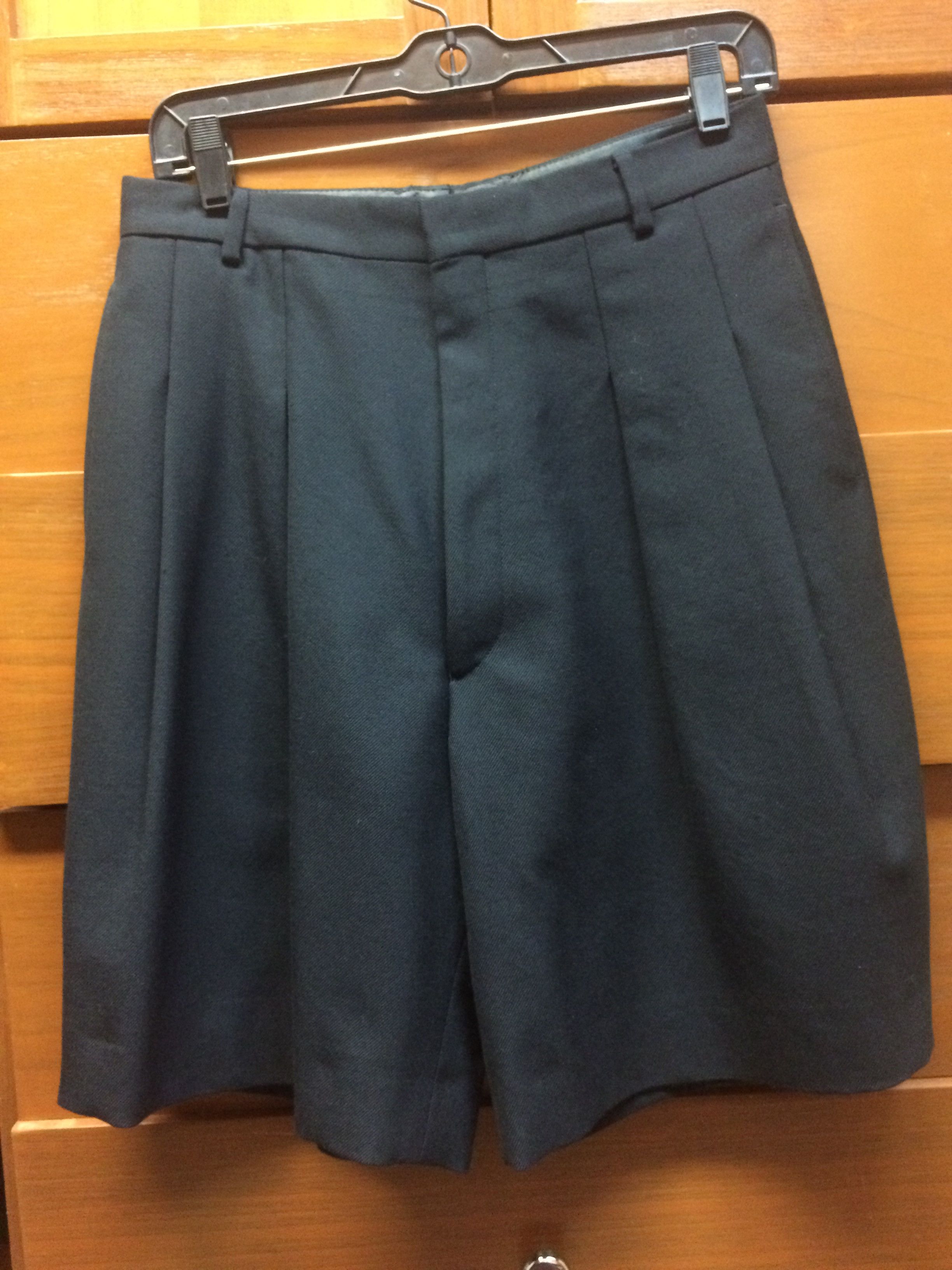 Givenchy FW11 Black Wool Pleated Basketball Shorts XS Size US 28 / EU 44 - 2 Thumbnail