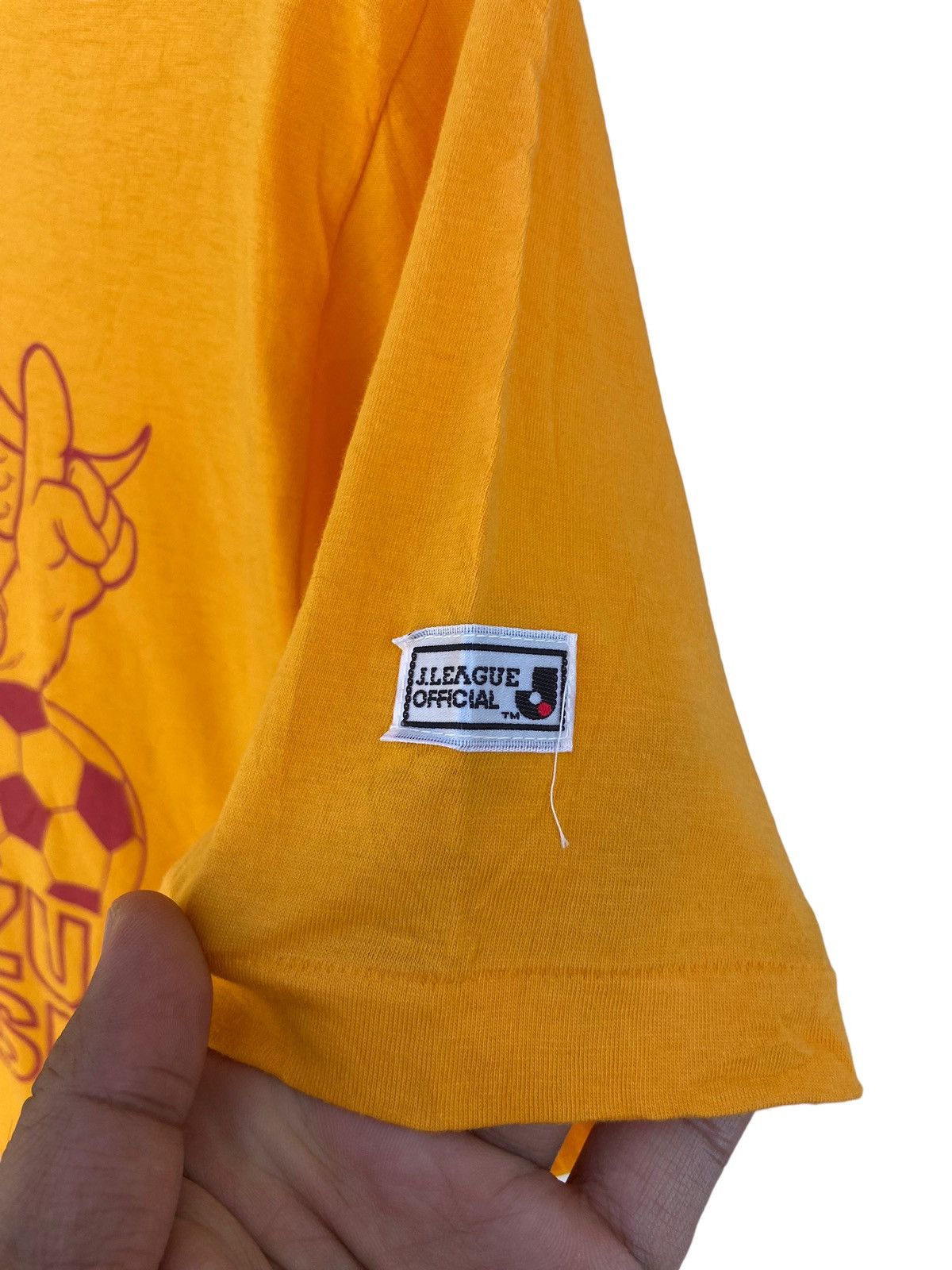 Anime Vintage J League Shimizu Pulse Tees Size US M / EU 48-50 / 2 - 6 Thumbnail