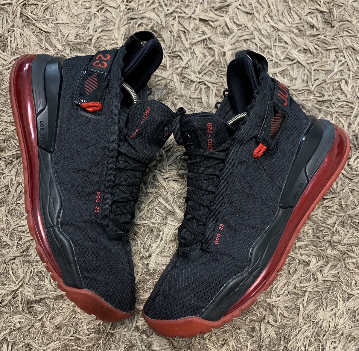 Jordan Brand Jordan Proto Max 720 Bred 14 US shoes sneakers Size US 14 / EU 47 - 4 Thumbnail