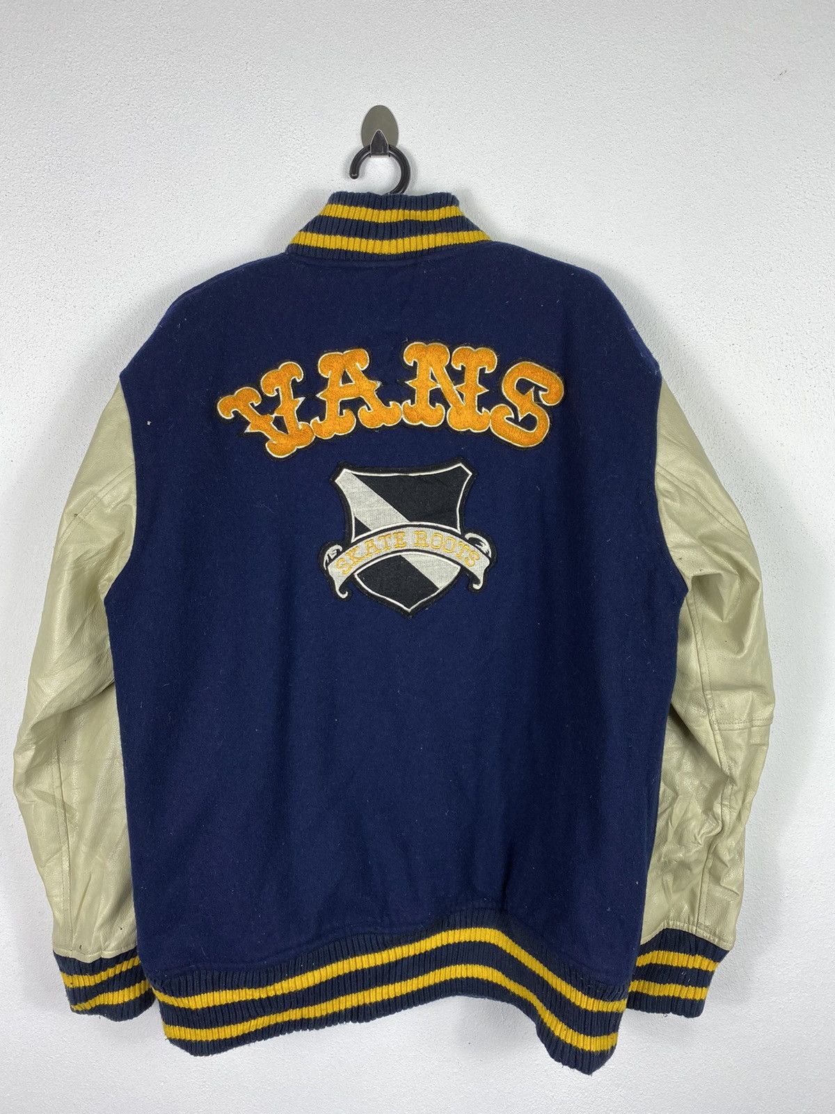 Vans Vans Varsity Jacket Embroidered Logo Size US L / EU 52-54 / 3 - 1 Thumbnail