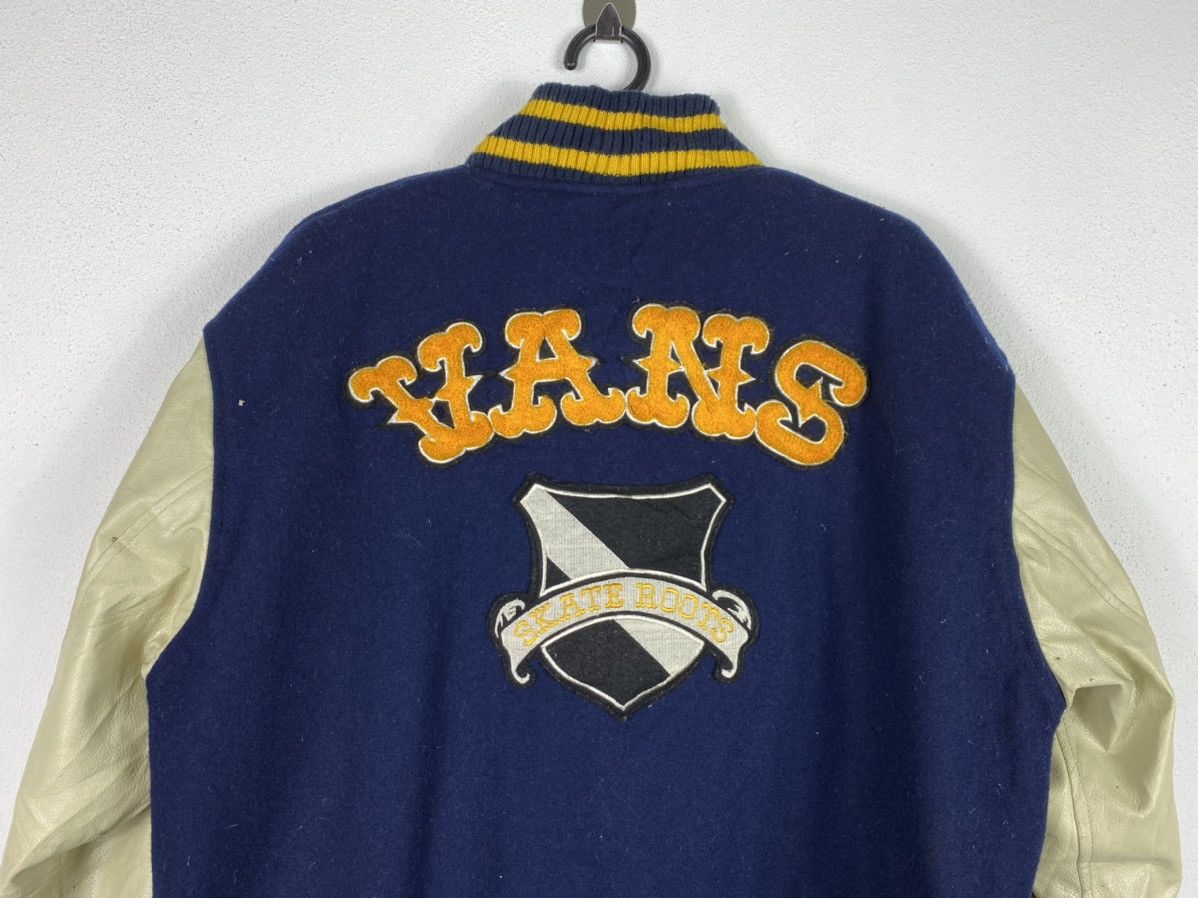 Vans Vans Varsity Jacket Embroidered Logo Size US L / EU 52-54 / 3 - 6 Thumbnail