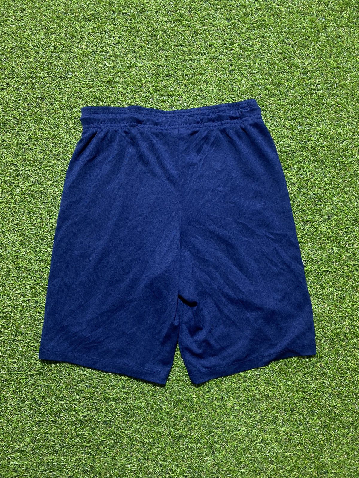 Nike Vintage Nike shorts streetwear swoosh casual y2k size S Size US 30 / EU 46 - 4 Thumbnail