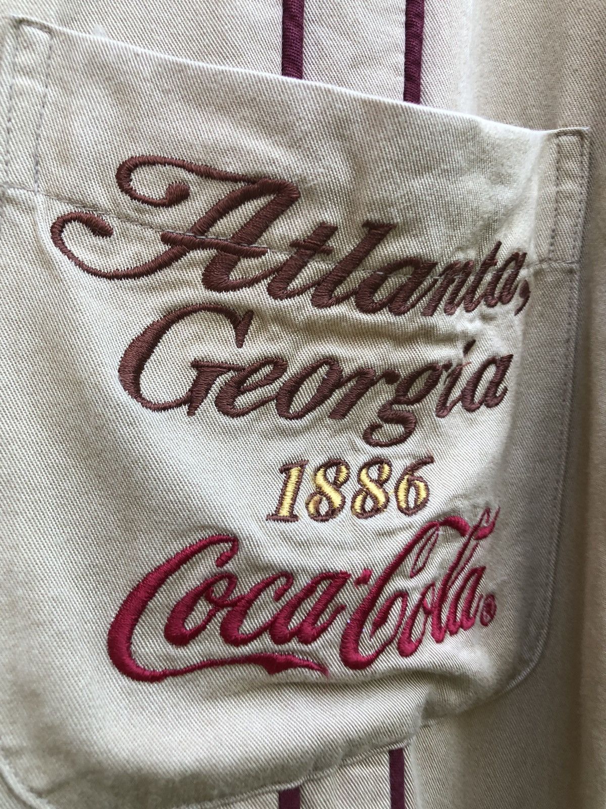 Coca Cola Vintage Coca Cola Gabardine Loop Collar Shirt Size US S / EU 44-46 / 1 - 7 Thumbnail
