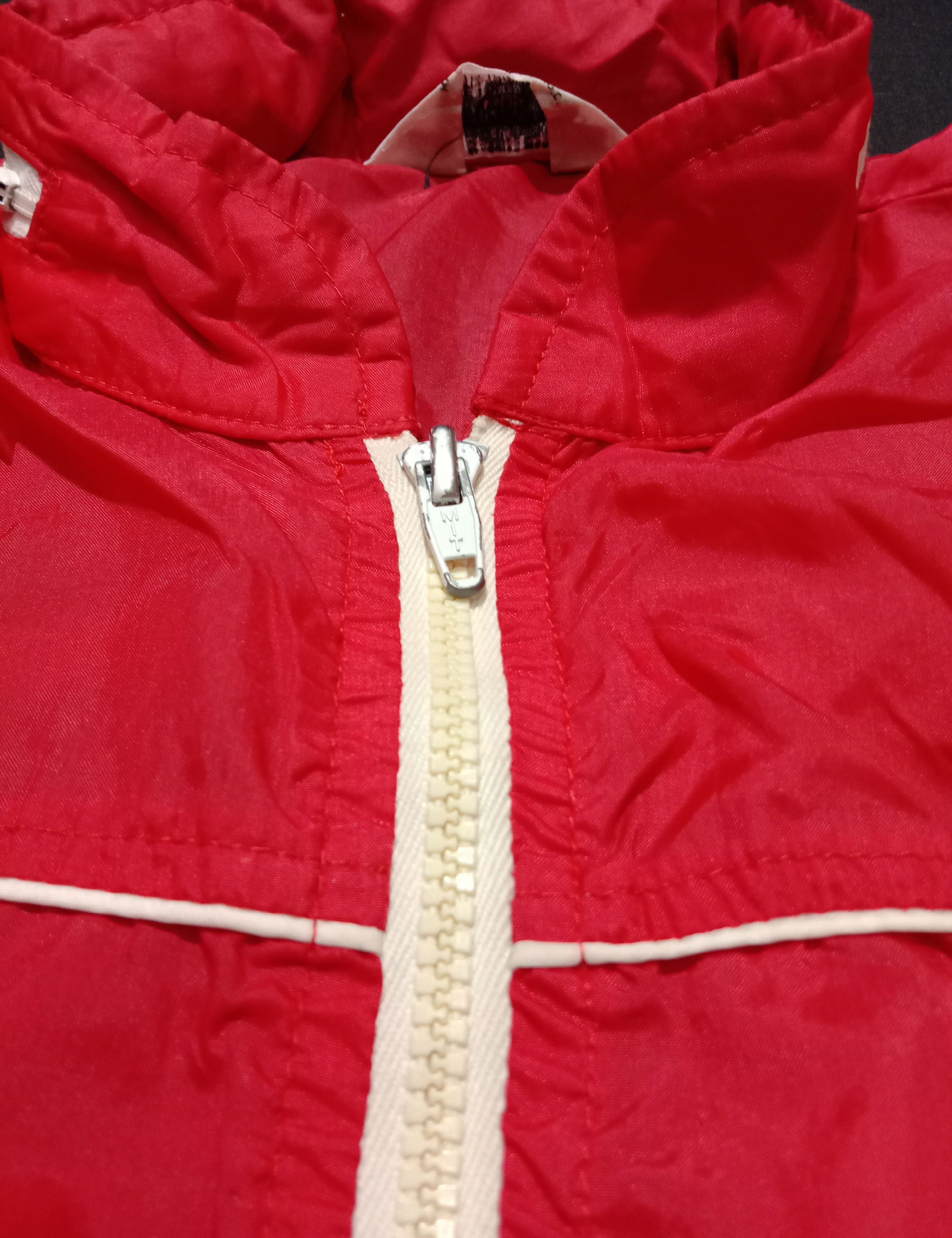 JCPenney Vintage JC Penney Windbreaker Red Raincoat Jacket Size US S / EU 44-46 / 1 - 3 Thumbnail