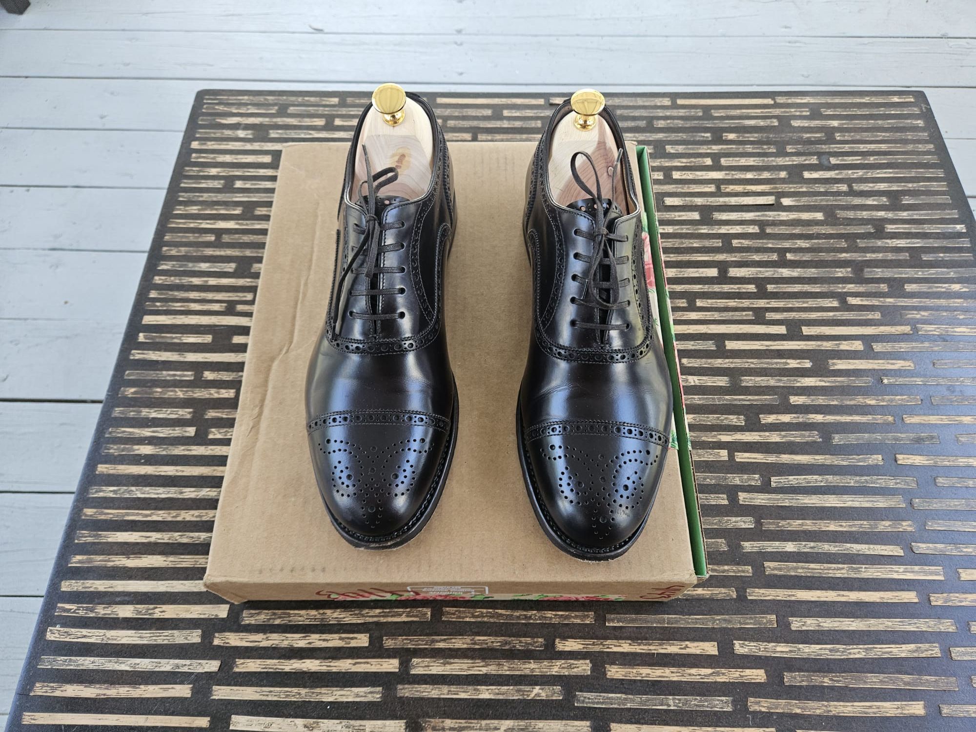 Brooks Brothers Golden Fleece Medallion Captoe Oxford Shoes 9D Size US 9 / EU 42 - 2 Thumbnail