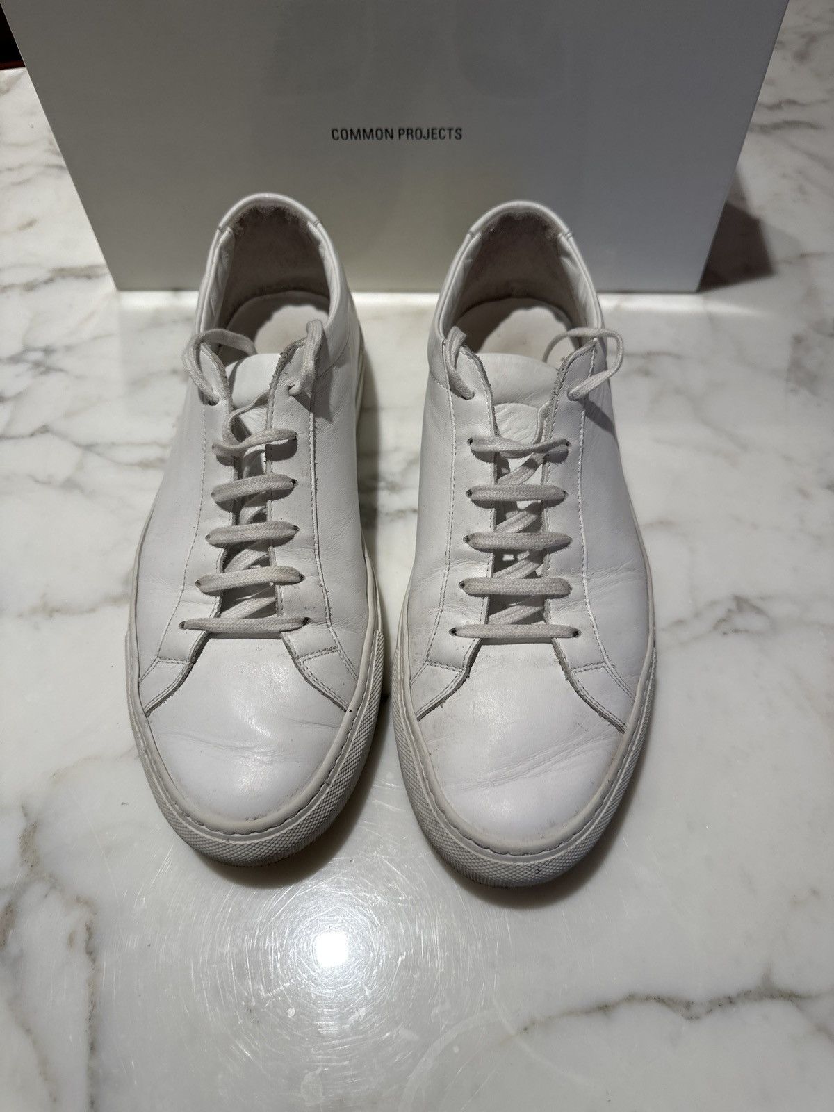 Common Projects Common Projects Original Achilles Low White Size US 11 / EU 44 - 1 Thumbnail