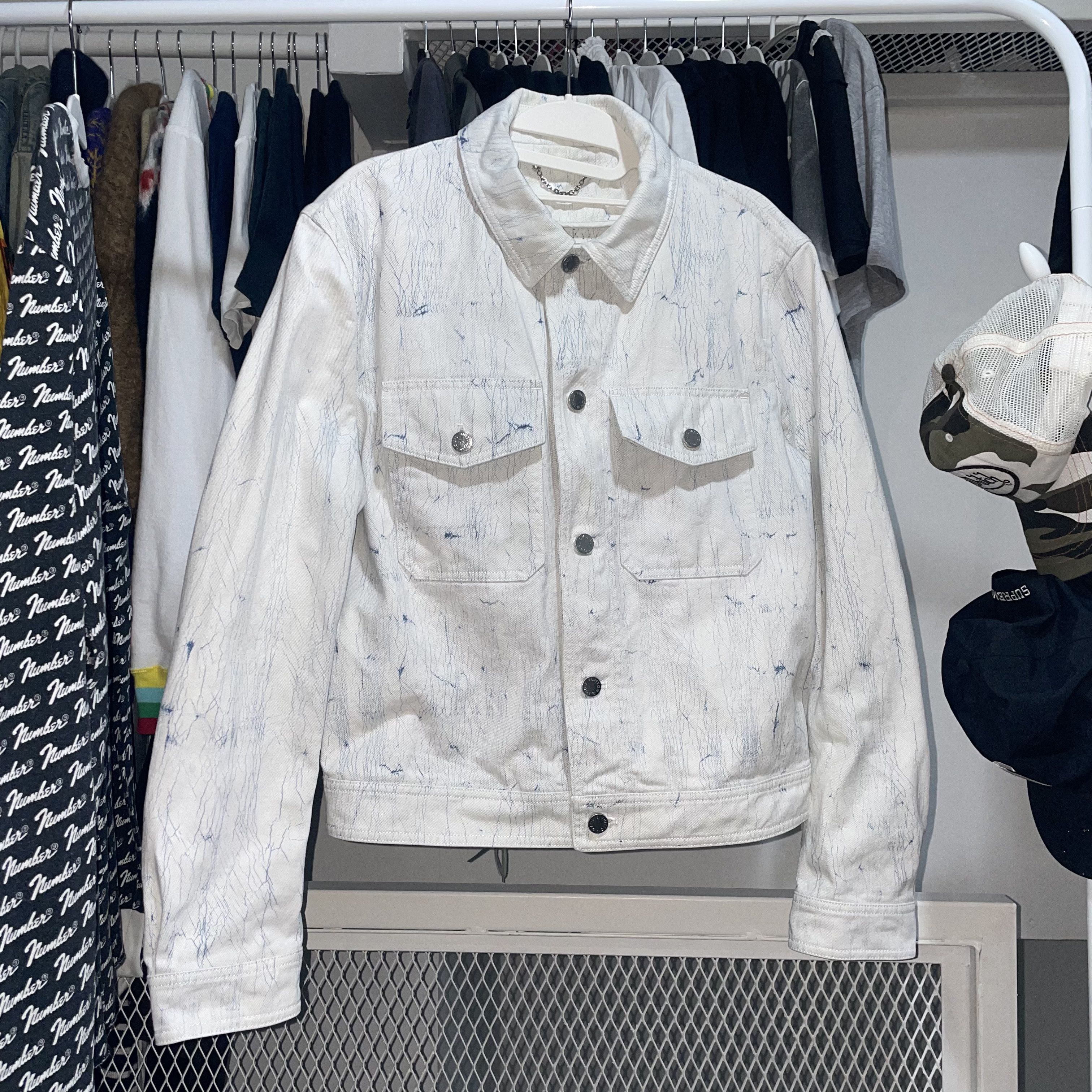 Louis Vuitton Louis Vuitton AW16 Marble Paint Crack Denim Jacket Size US M / EU 48-50 / 2 - 1 Thumbnail