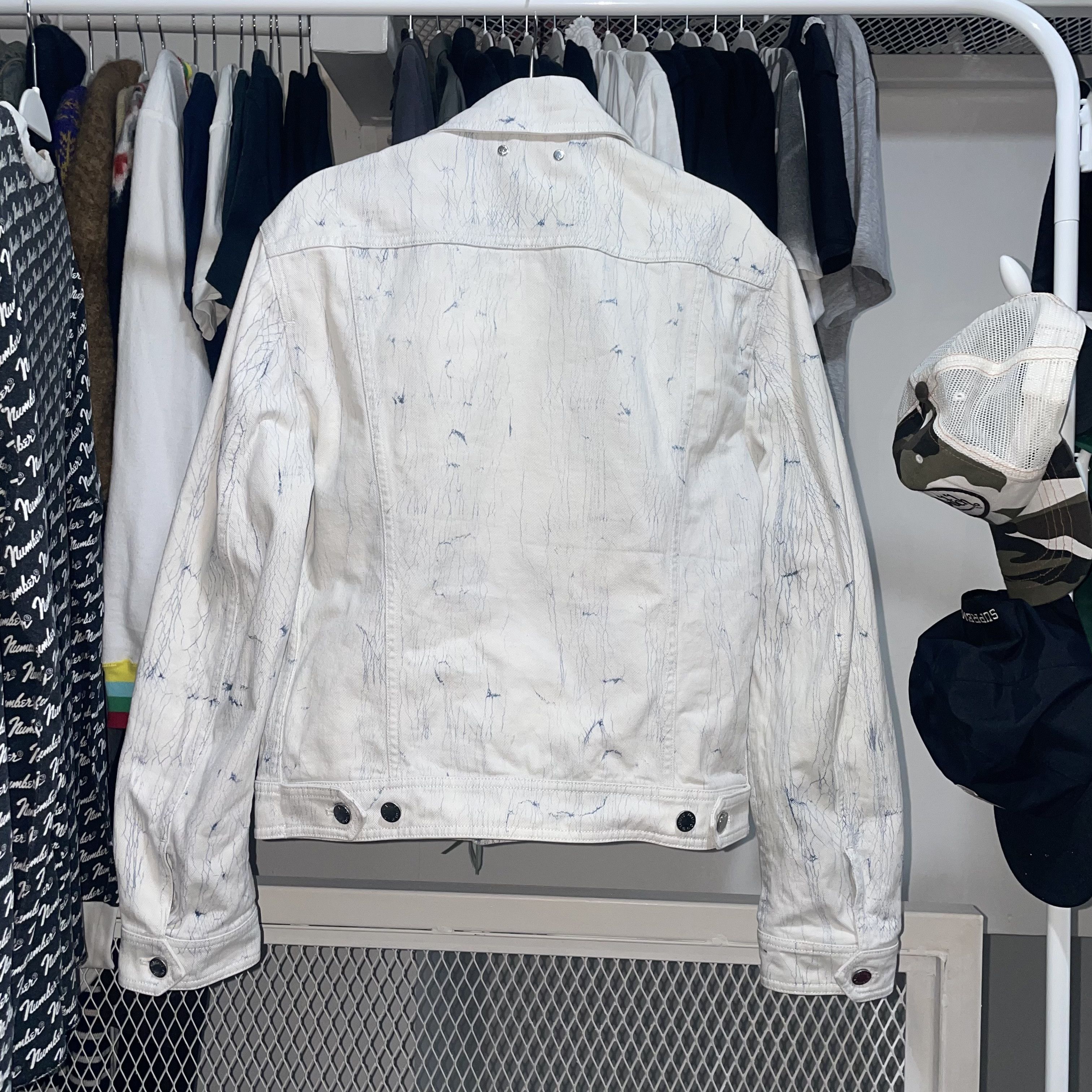 Louis Vuitton Louis Vuitton AW16 Marble Paint Crack Denim Jacket Size US M / EU 48-50 / 2 - 3 Thumbnail