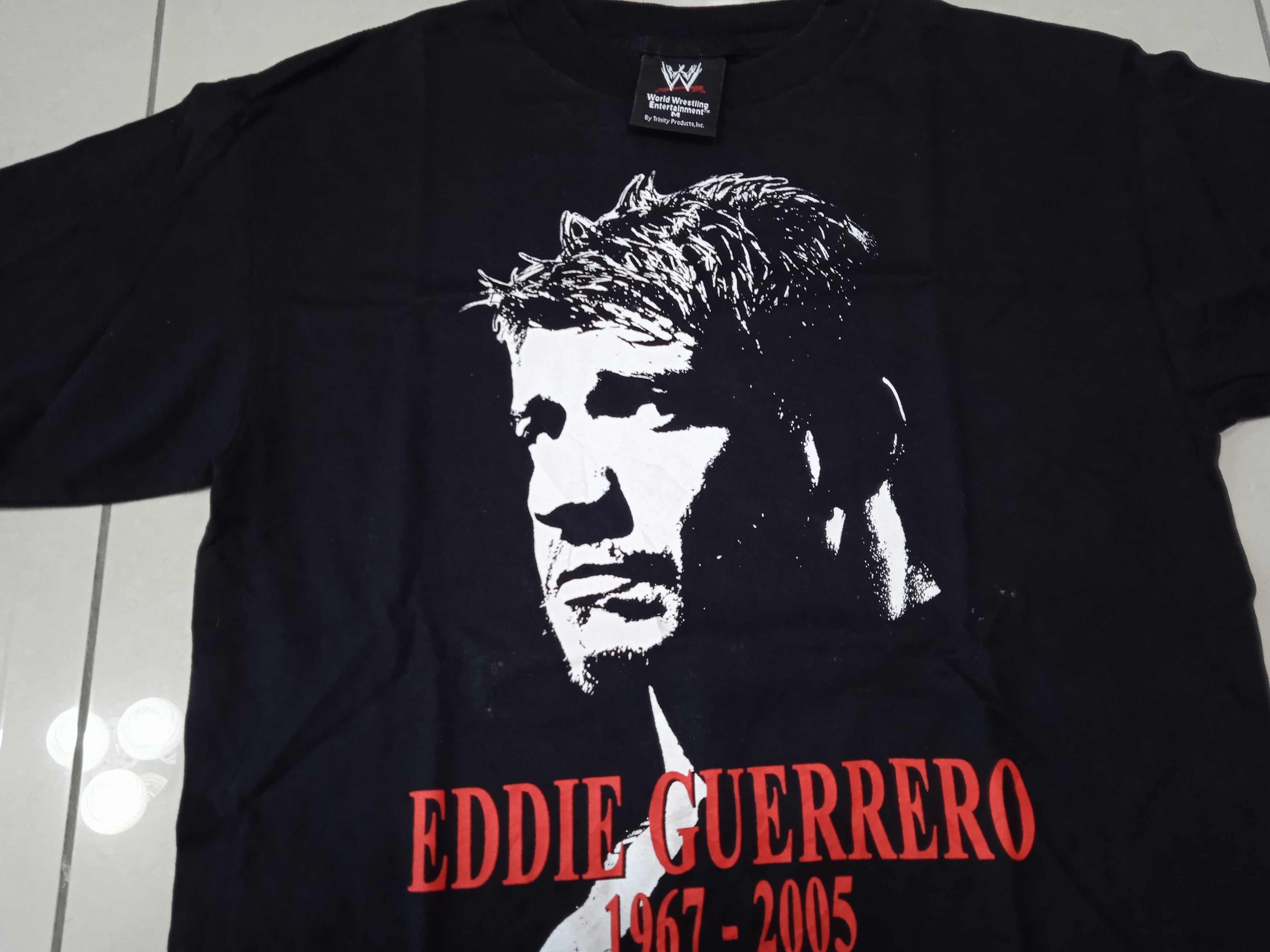 Vintage Vintage 2000s WWE Eddie Guerrero T-Shirt Size US M / EU 48-50 / 2 - 3 Thumbnail