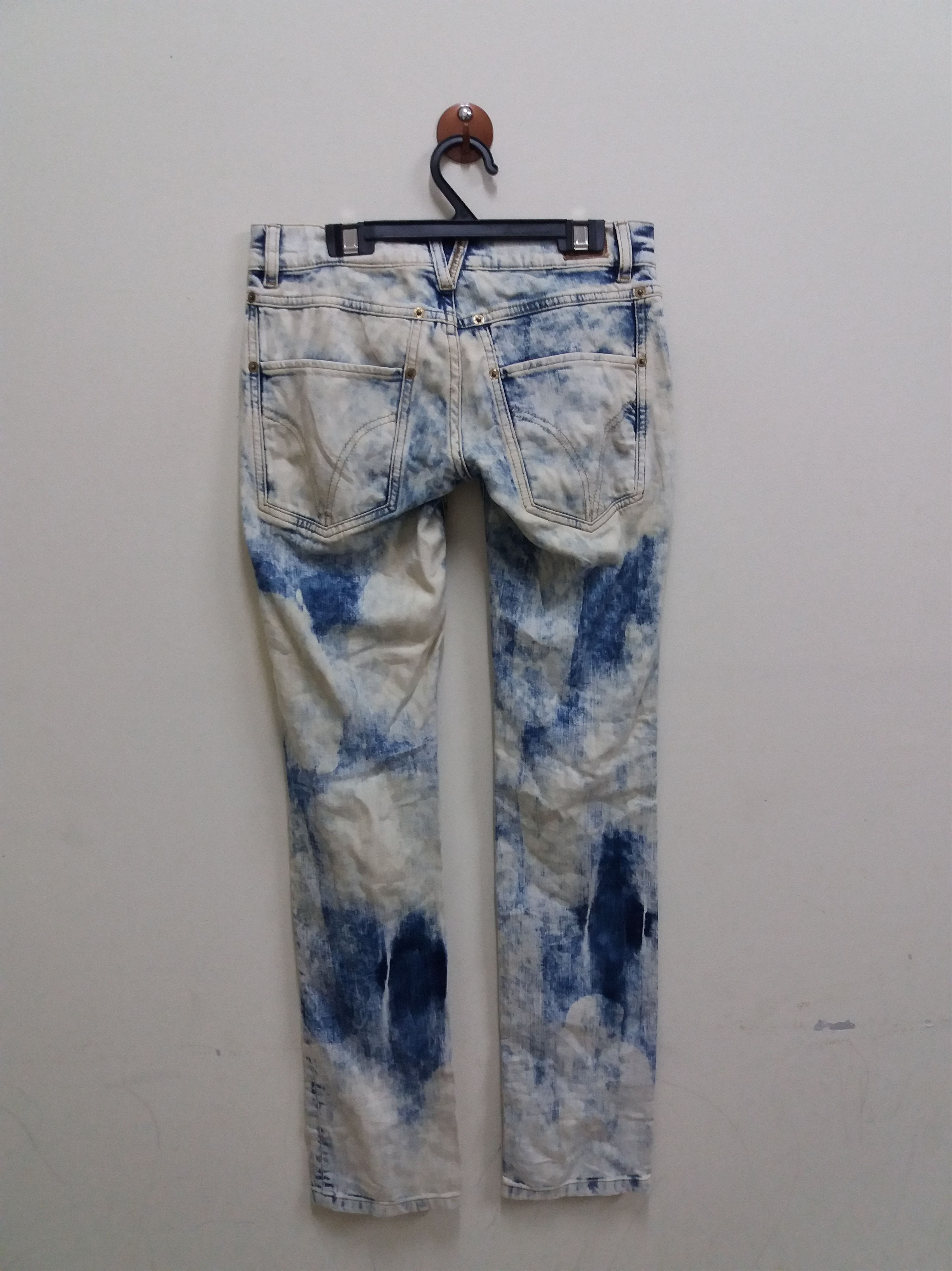 Dolce & Gabbana Dolce & Gabbana girly acid wash jeans waist size 30 inches Size US 30 / EU 46 - 2 Thumbnail