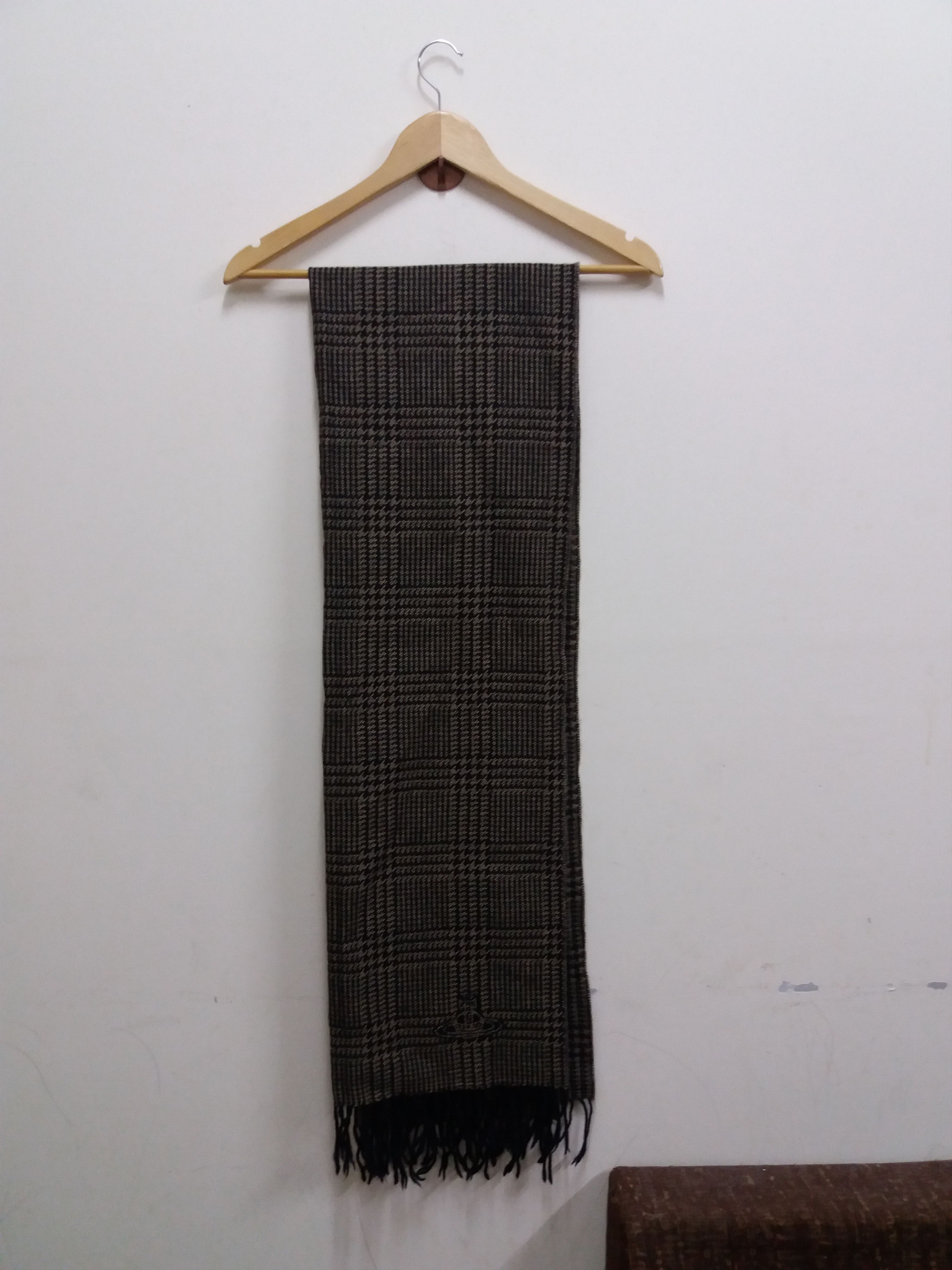Vivienne Westwood Vivienne Westwood winter muffler/scarves made in Italy Size ONE SIZE - 6 Thumbnail