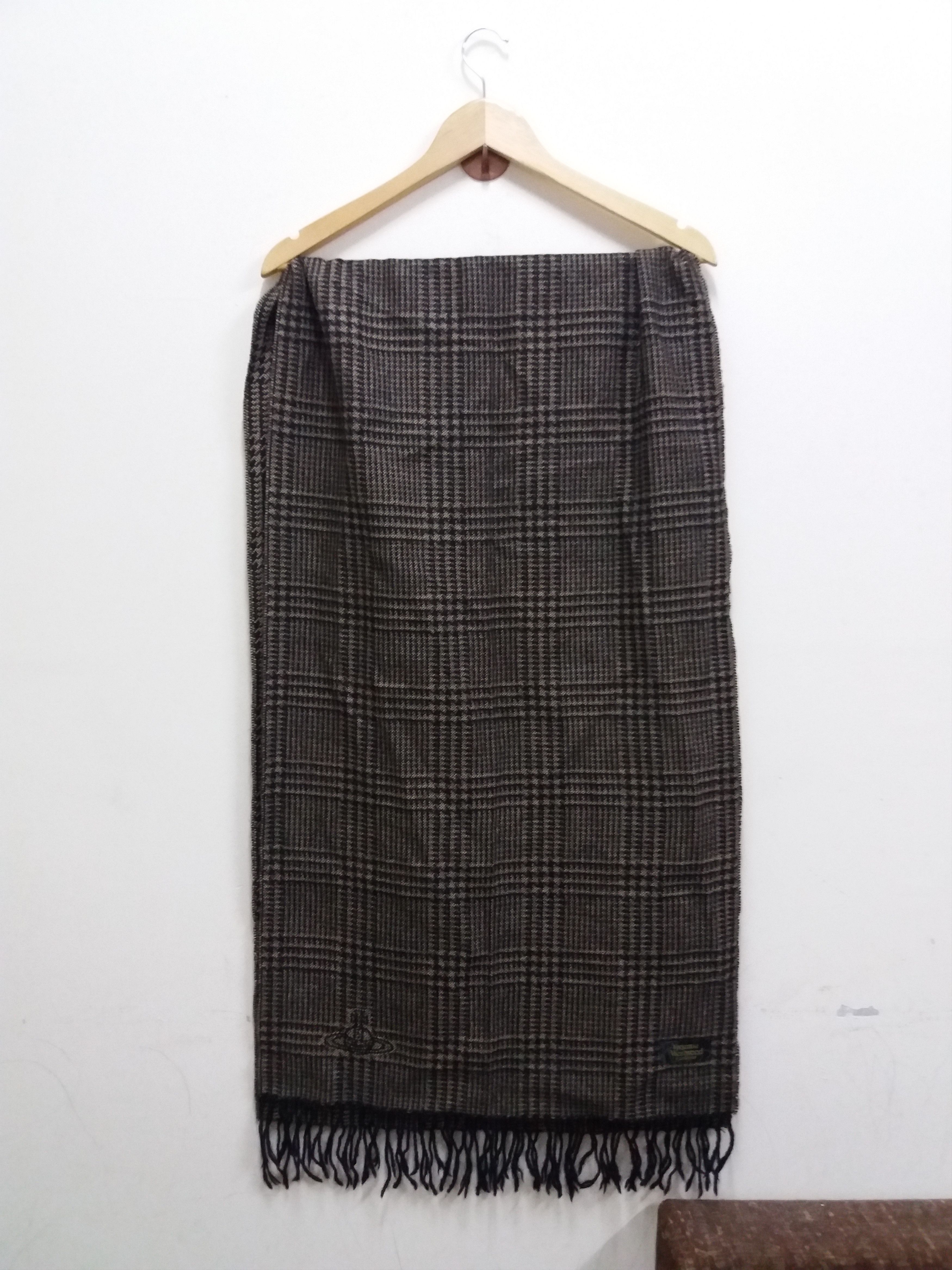Vivienne Westwood Vivienne Westwood winter muffler/scarves made in Italy Size ONE SIZE - 1 Thumbnail