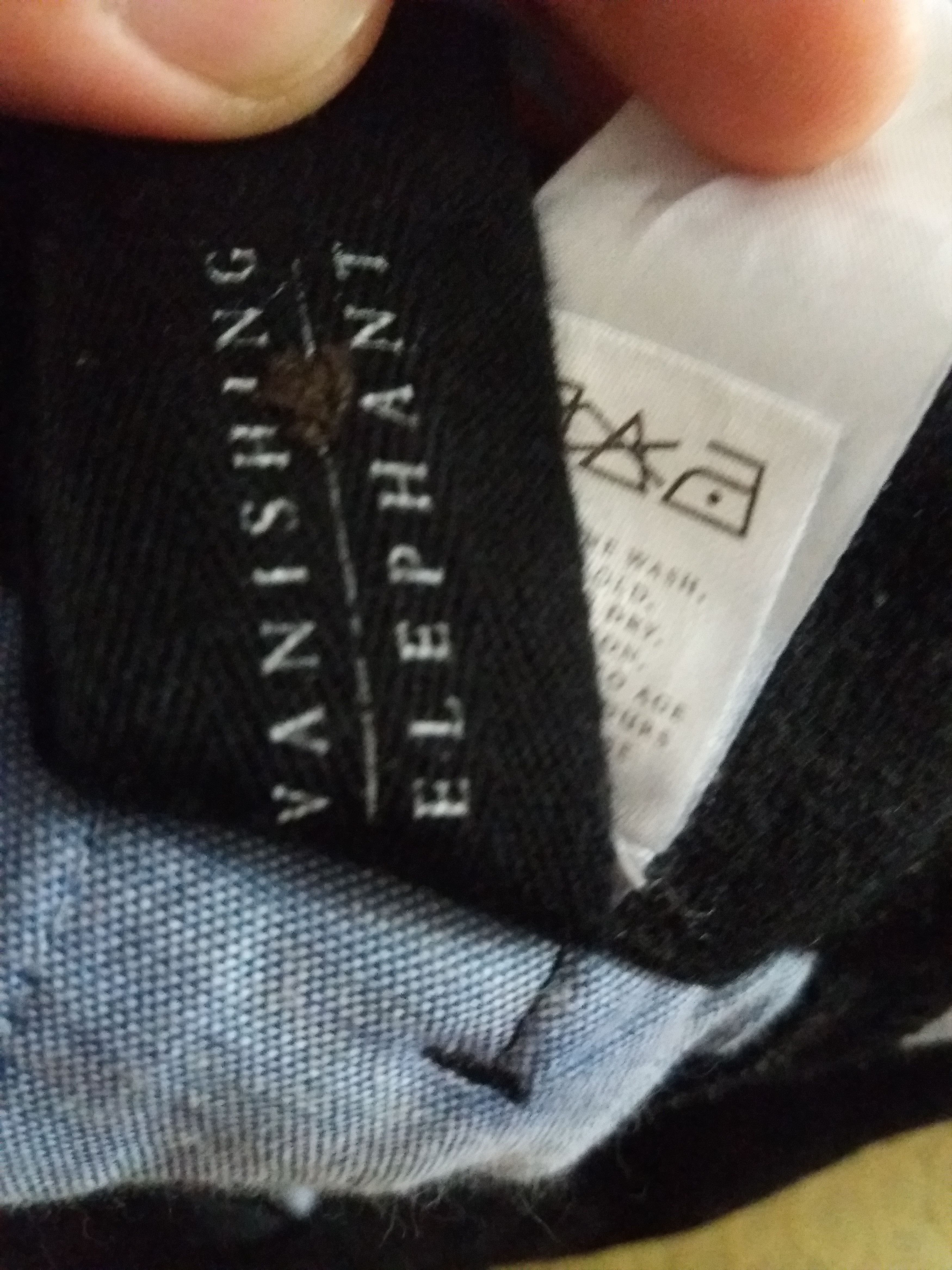 Vanishing Elephant Vanishing Elephant wool pants size 28 Size US 28 / EU 44 - 8 Thumbnail