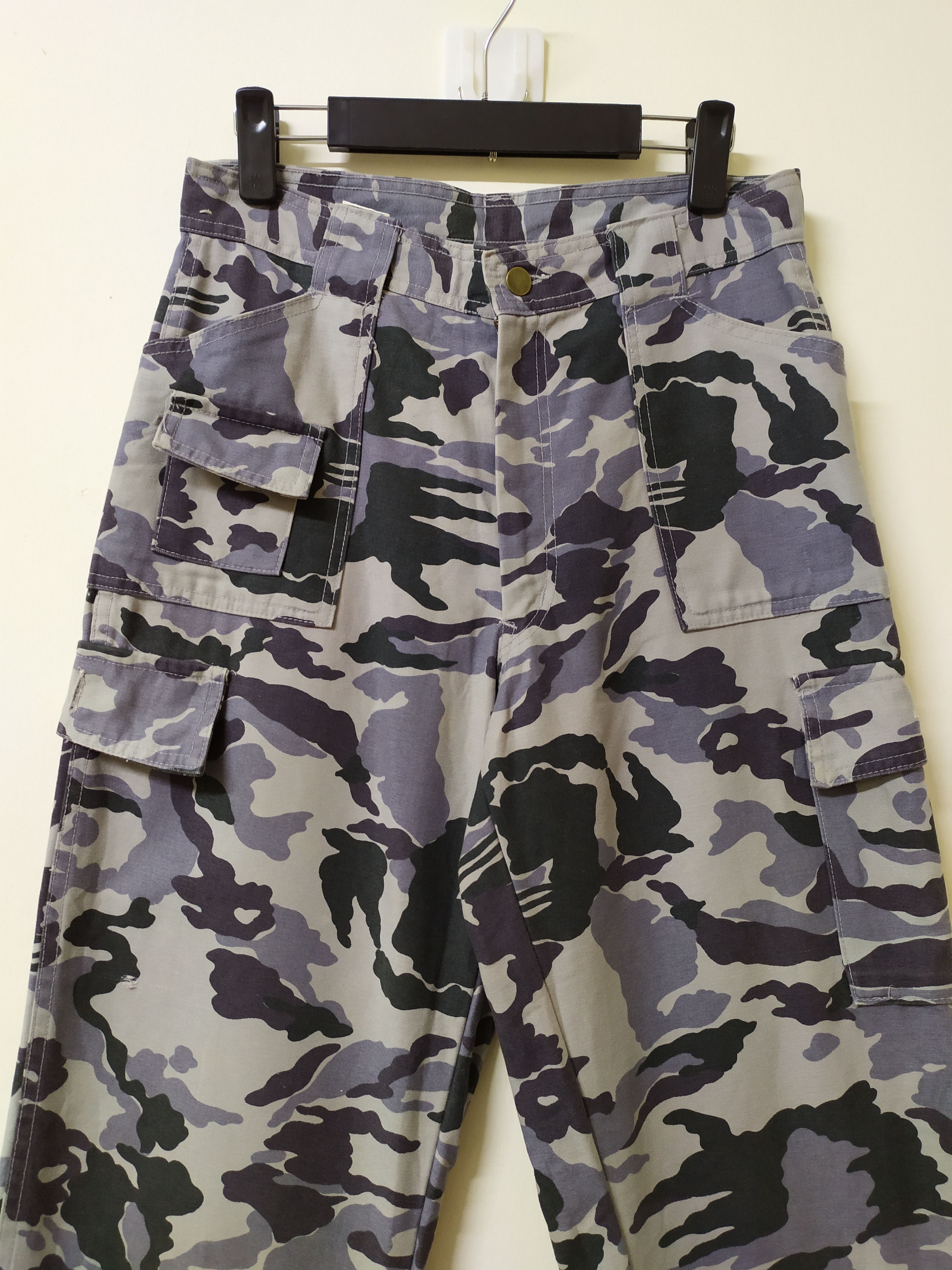 Japanese Brand Vintage Evenriver Camo tactical Cargo Pants Size US 29 - 2 Thumbnail