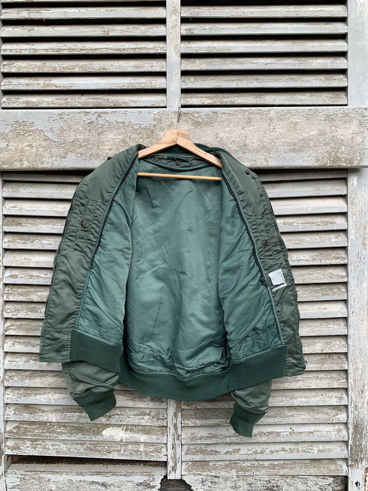 Vintage 🪖Vintage Flyers MA-1 Man Intermediate Bomber Jacket Size US L / EU 52-54 / 3 - 7 Thumbnail